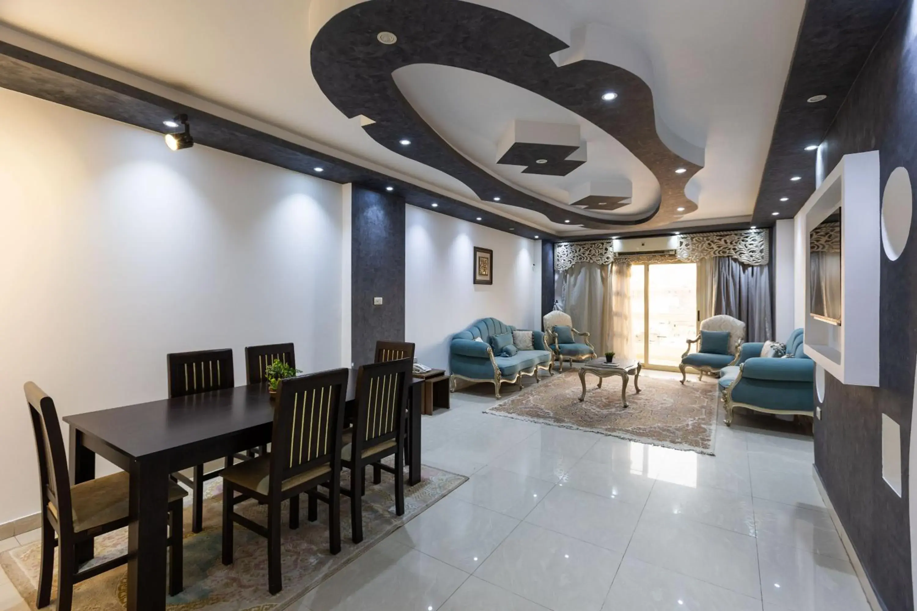 TV and multimedia in Pyramids Yard Hotel TV and multimedia in Pyramids Yard Hotel