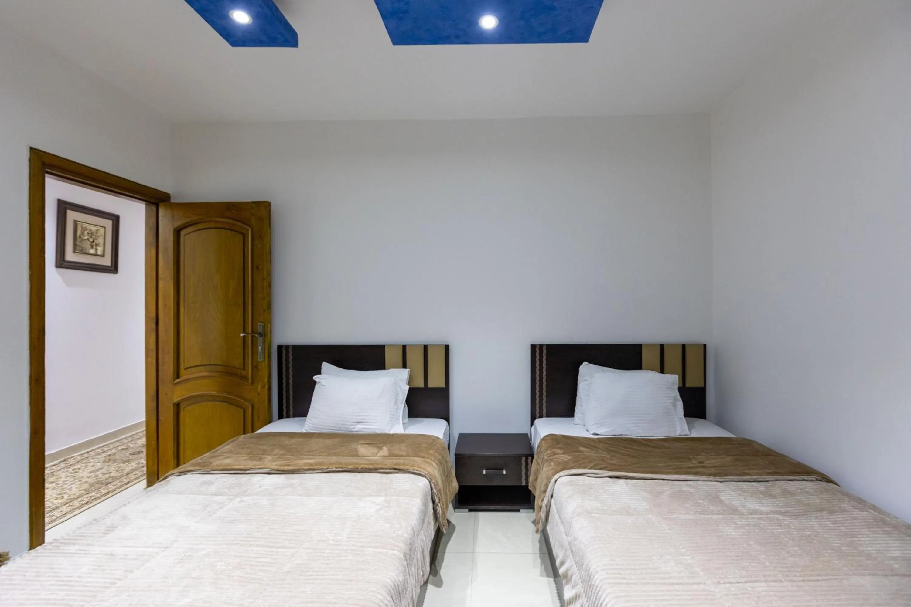 Bedroom, Bed in Pyramids Yard Hotel