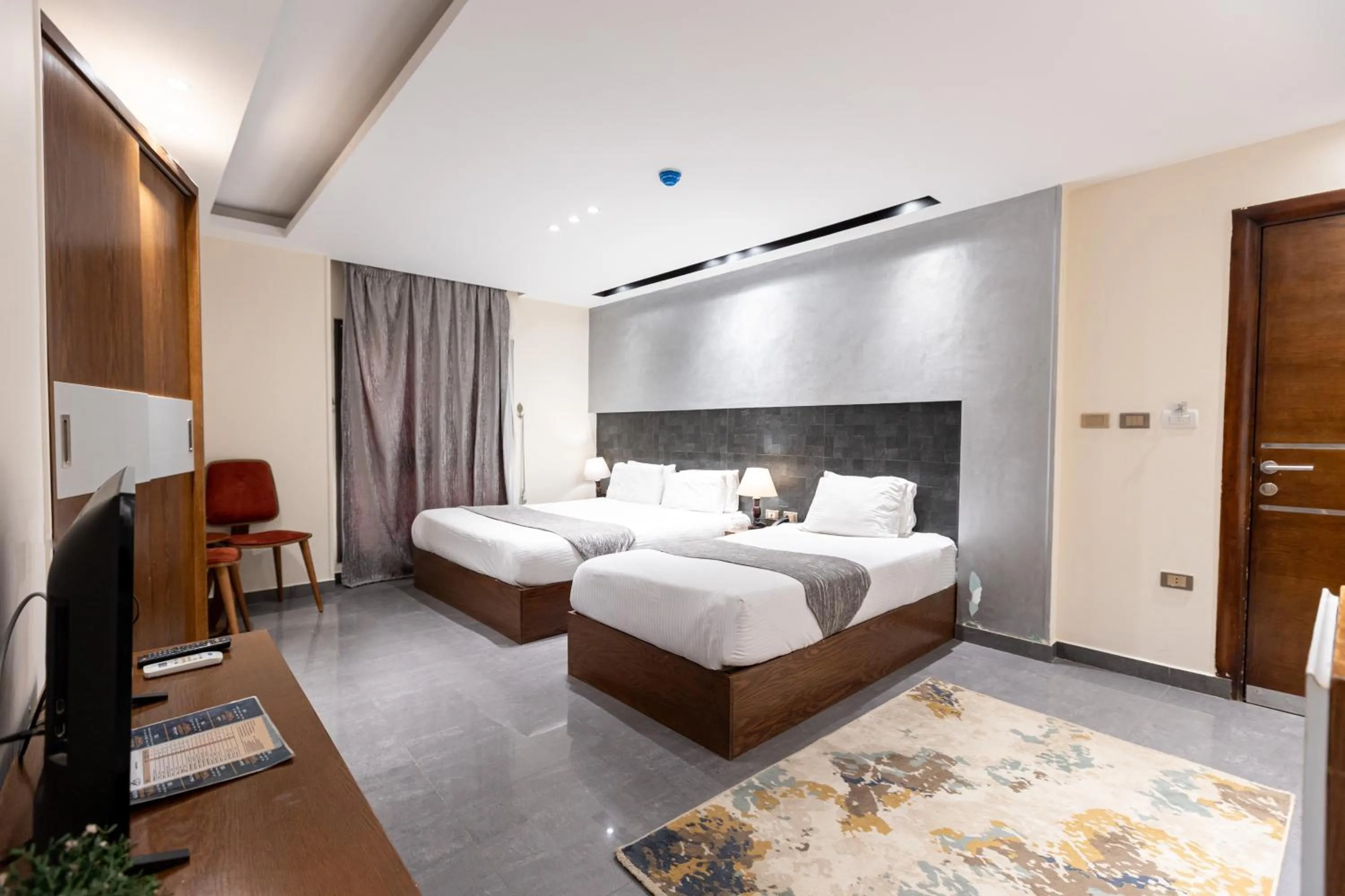 TV and multimedia, Bed in Pyramids Yard Hotel