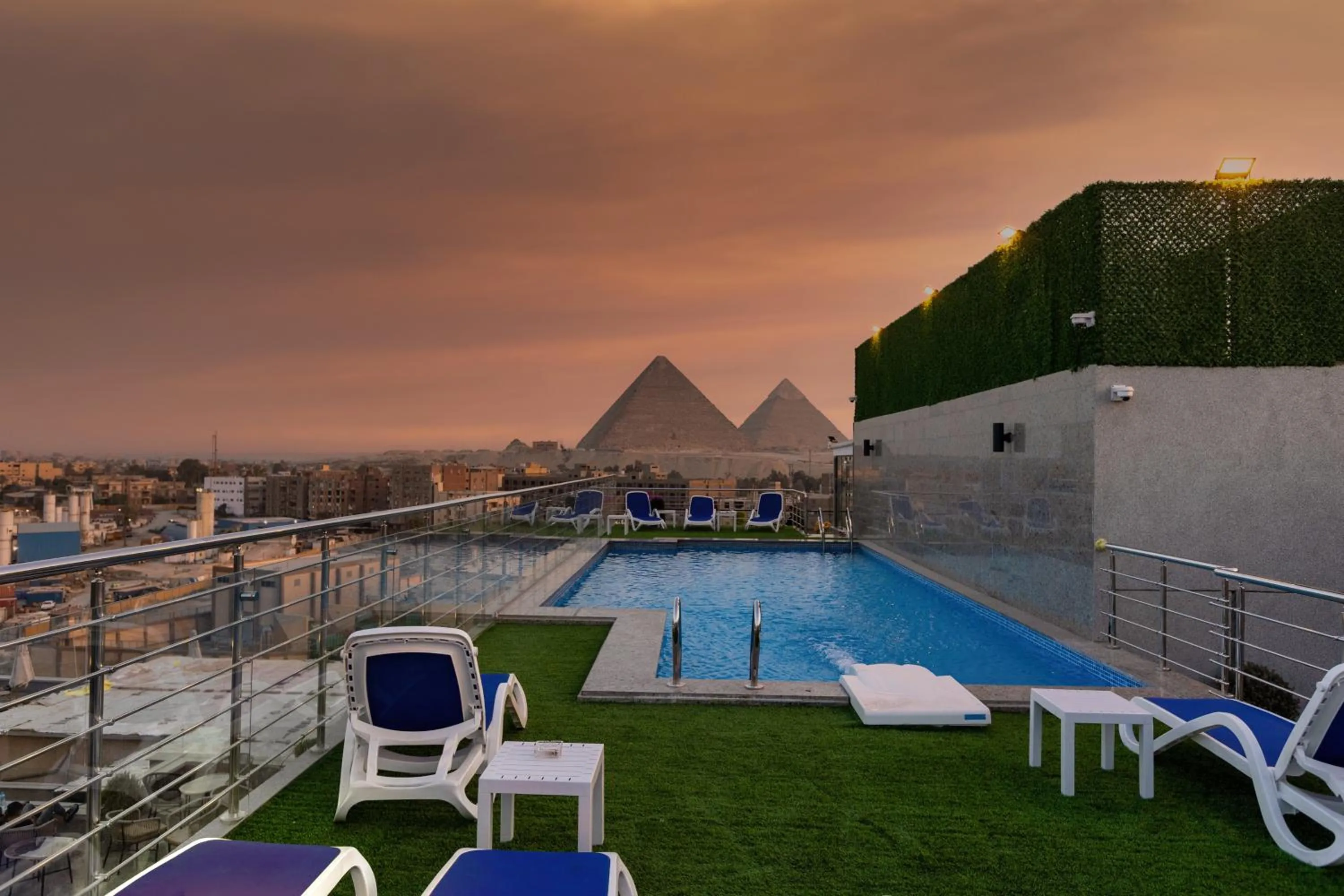Swimming pool in Pyramids Yard Hotel