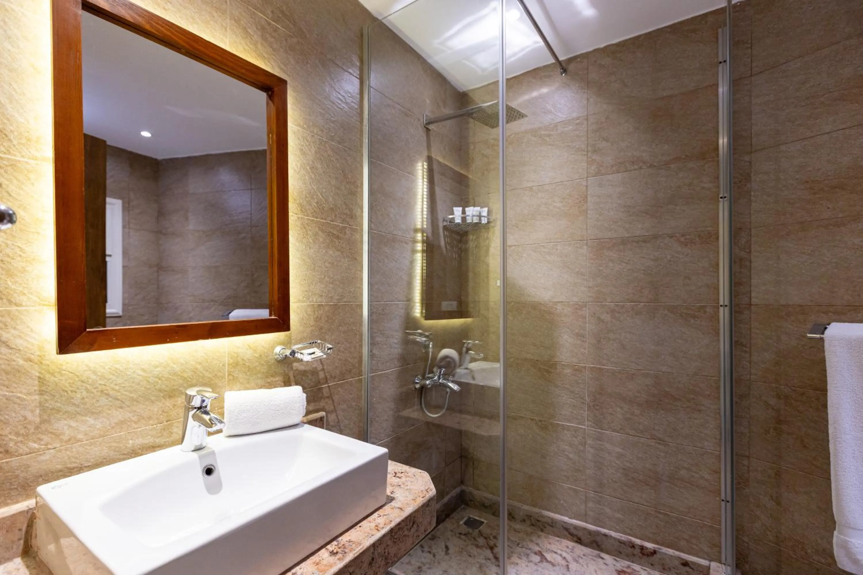 Bathroom in Pyramids Yard Hotel