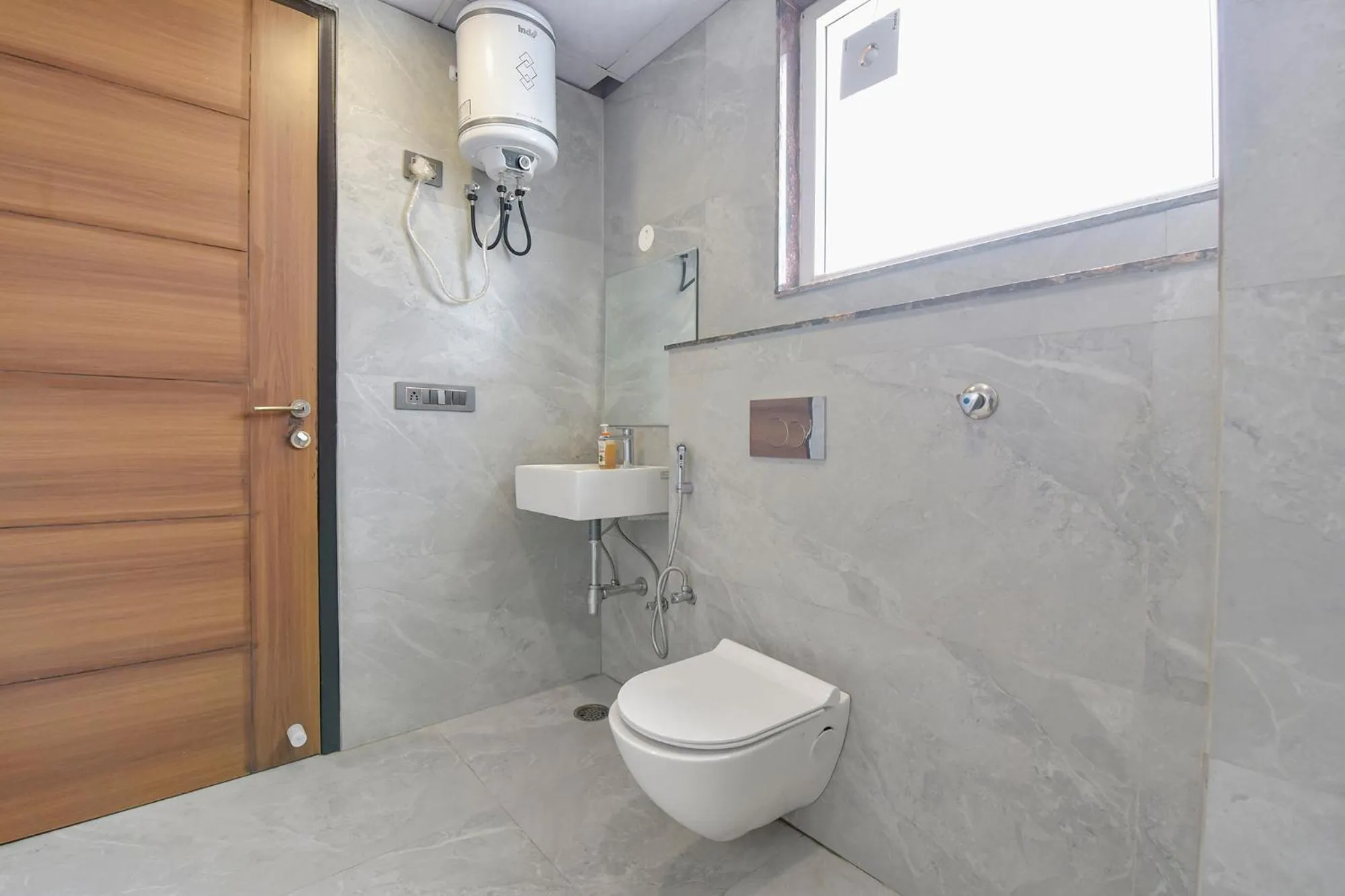 Bathroom in FabHotel Pink Palace Raja Park