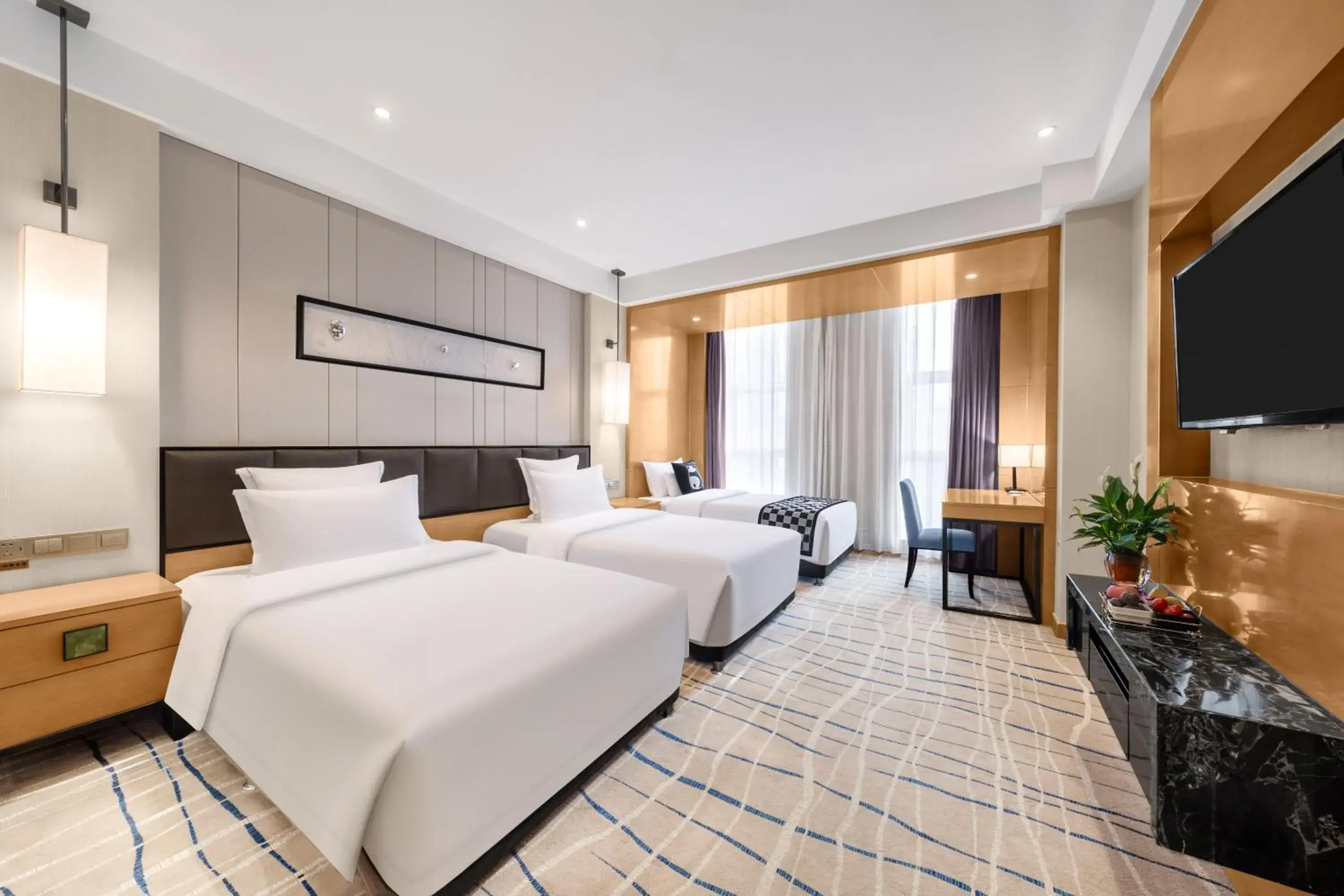 Comfort Triple Room in Lyhn International Hotel Chengdu Taikoo Li Comfort Triple Room in Lyhn International Hotel Chengdu Taikoo Li