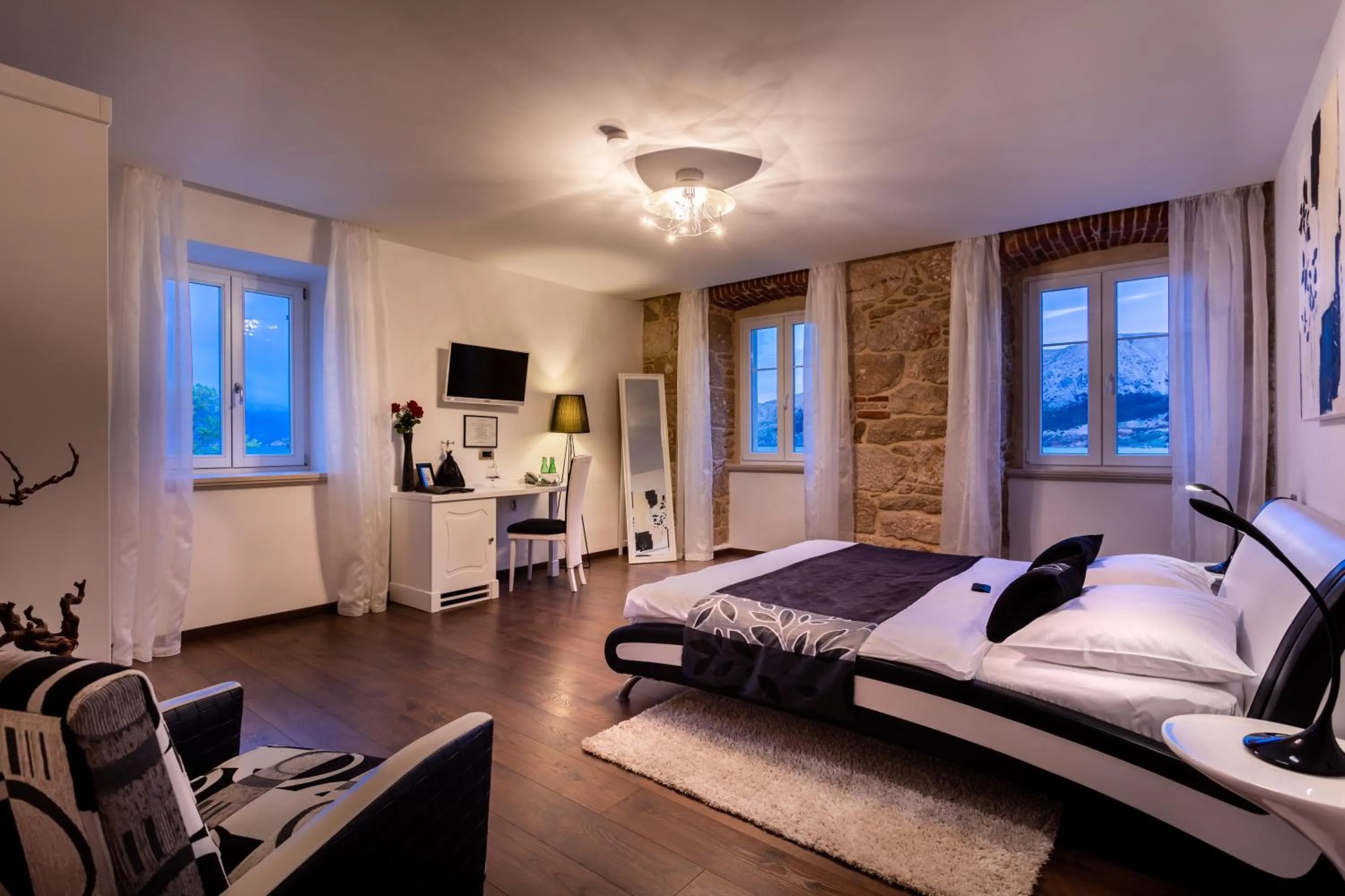 Photo of the whole room, Bed in Hotel Heritage Forza