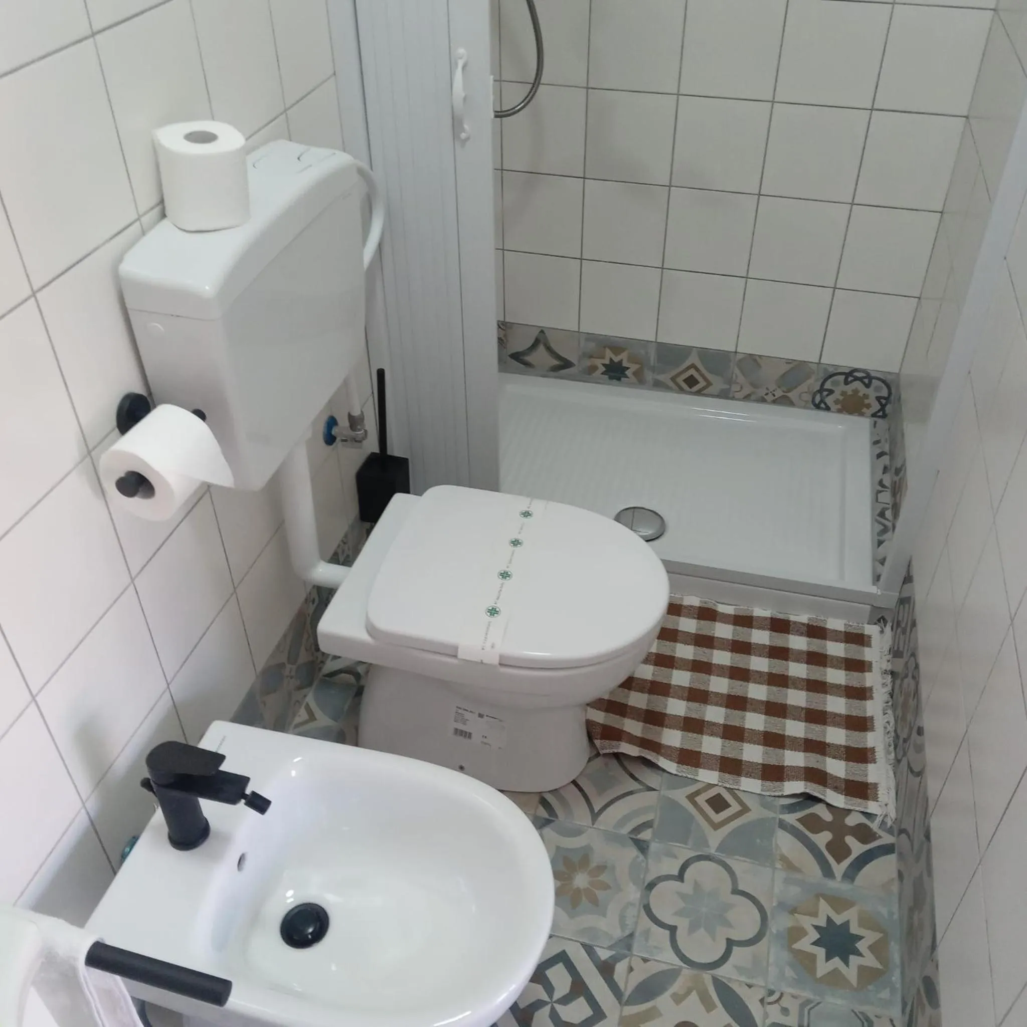 Shower in Salvone's house B&B