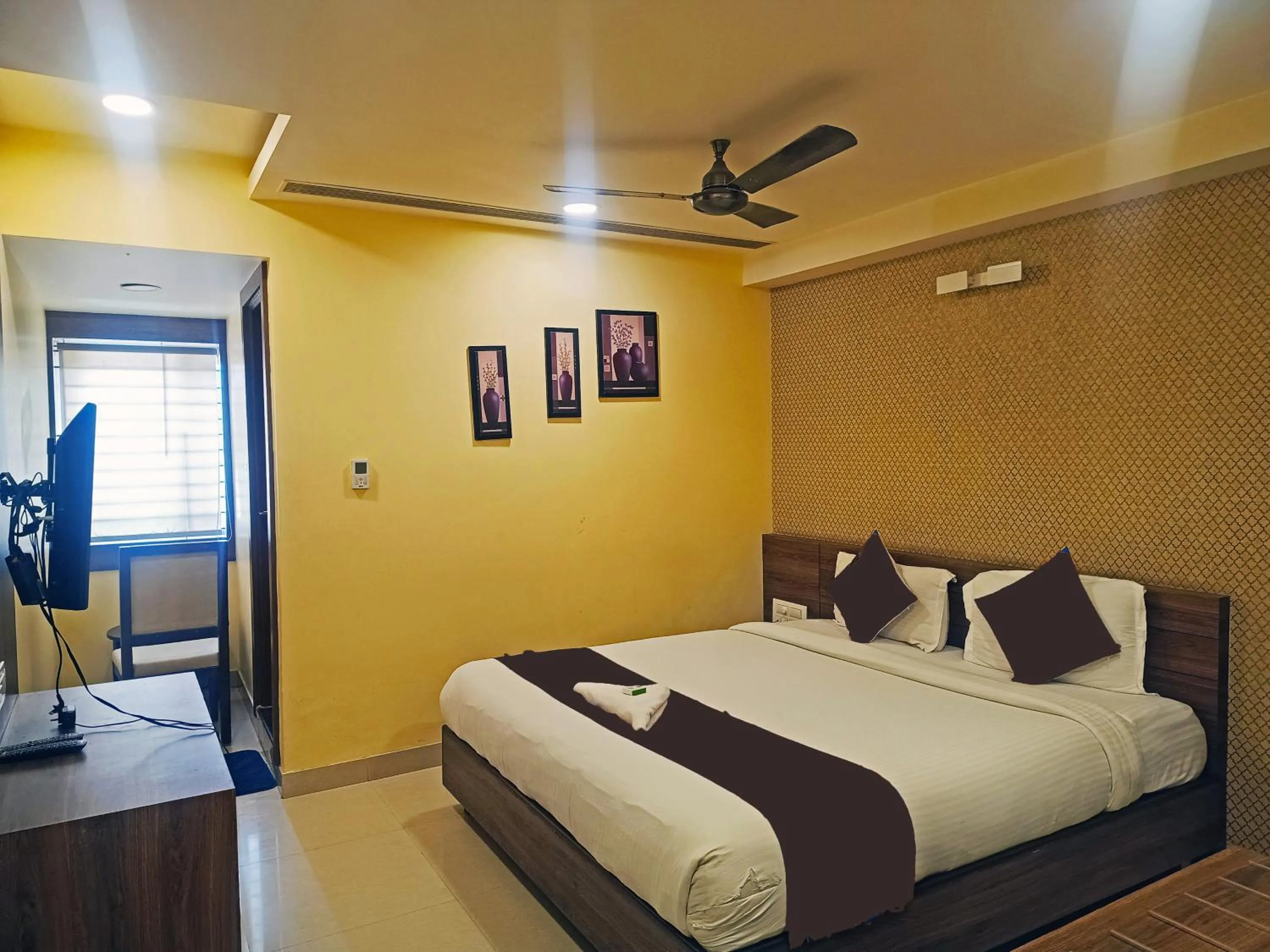 Bedroom in G Comforts Electronics City