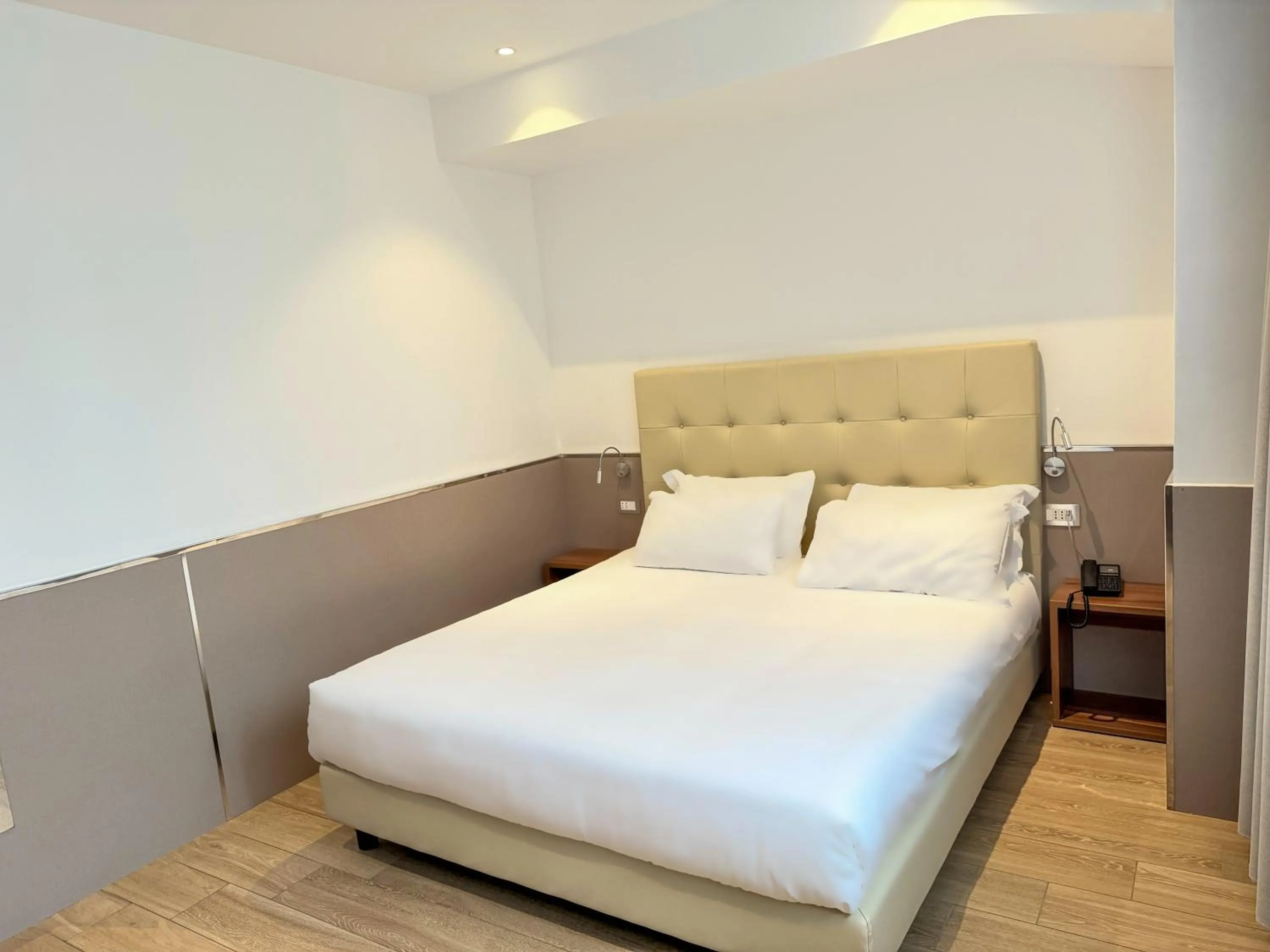 Double Room in Lh HOTELS