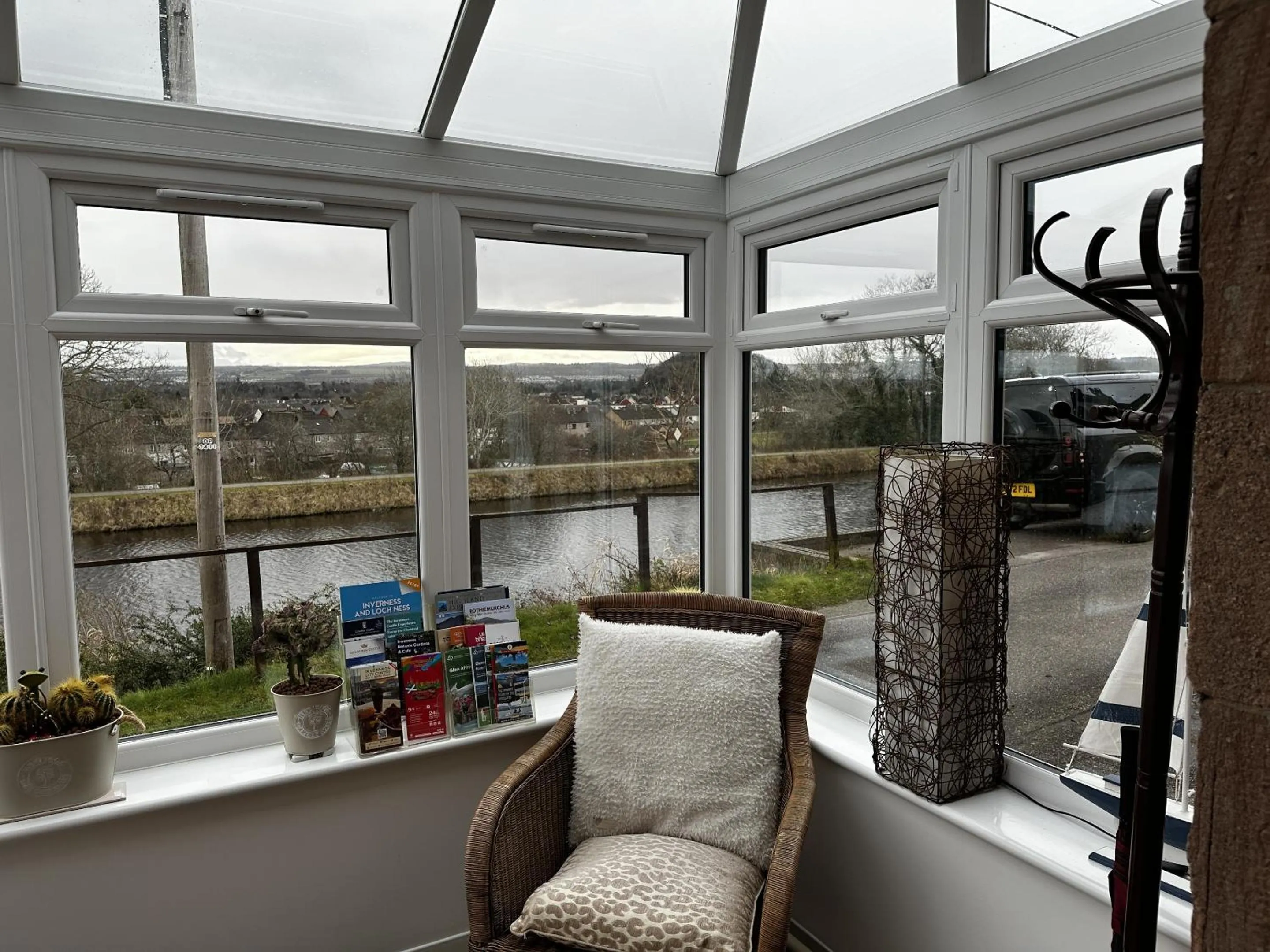 Other in Sealladh Sona