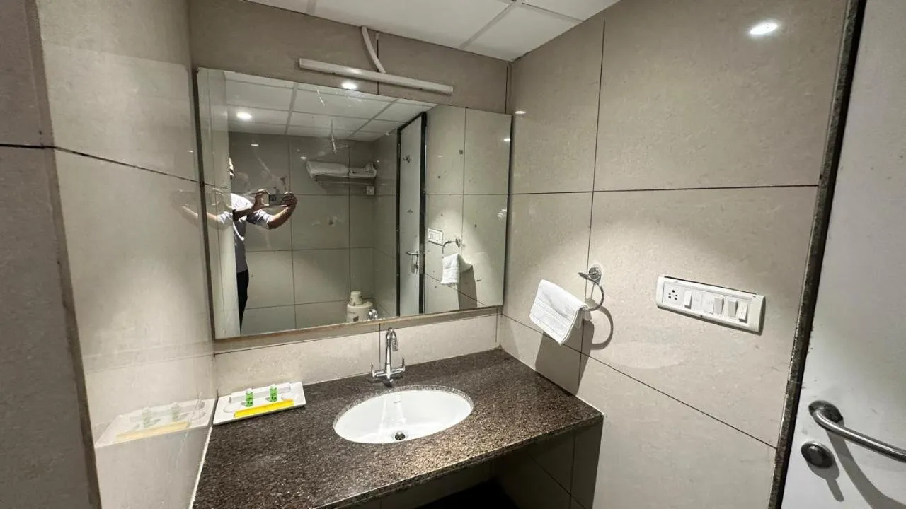 Bathroom in Bansari Greens Resort