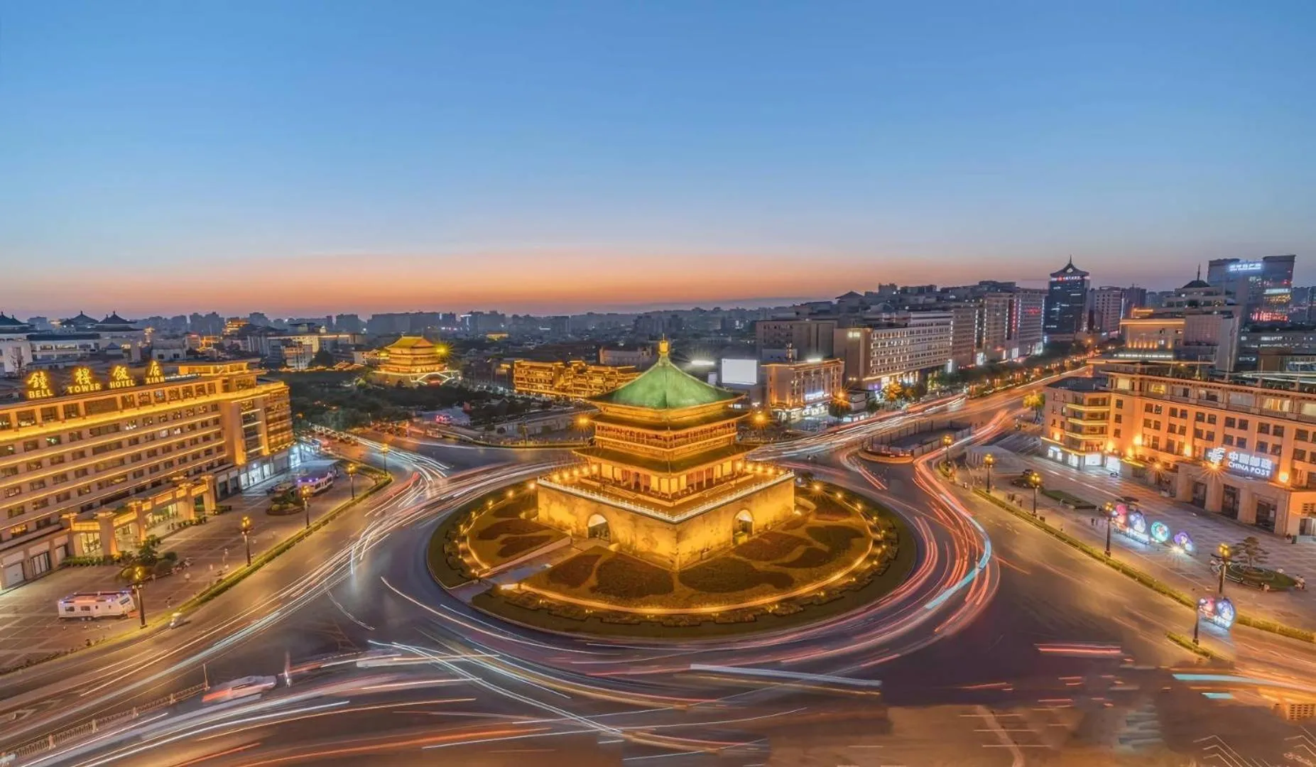 Xi'an Bell Tower Yongning Gate Orange Crystal Hotel