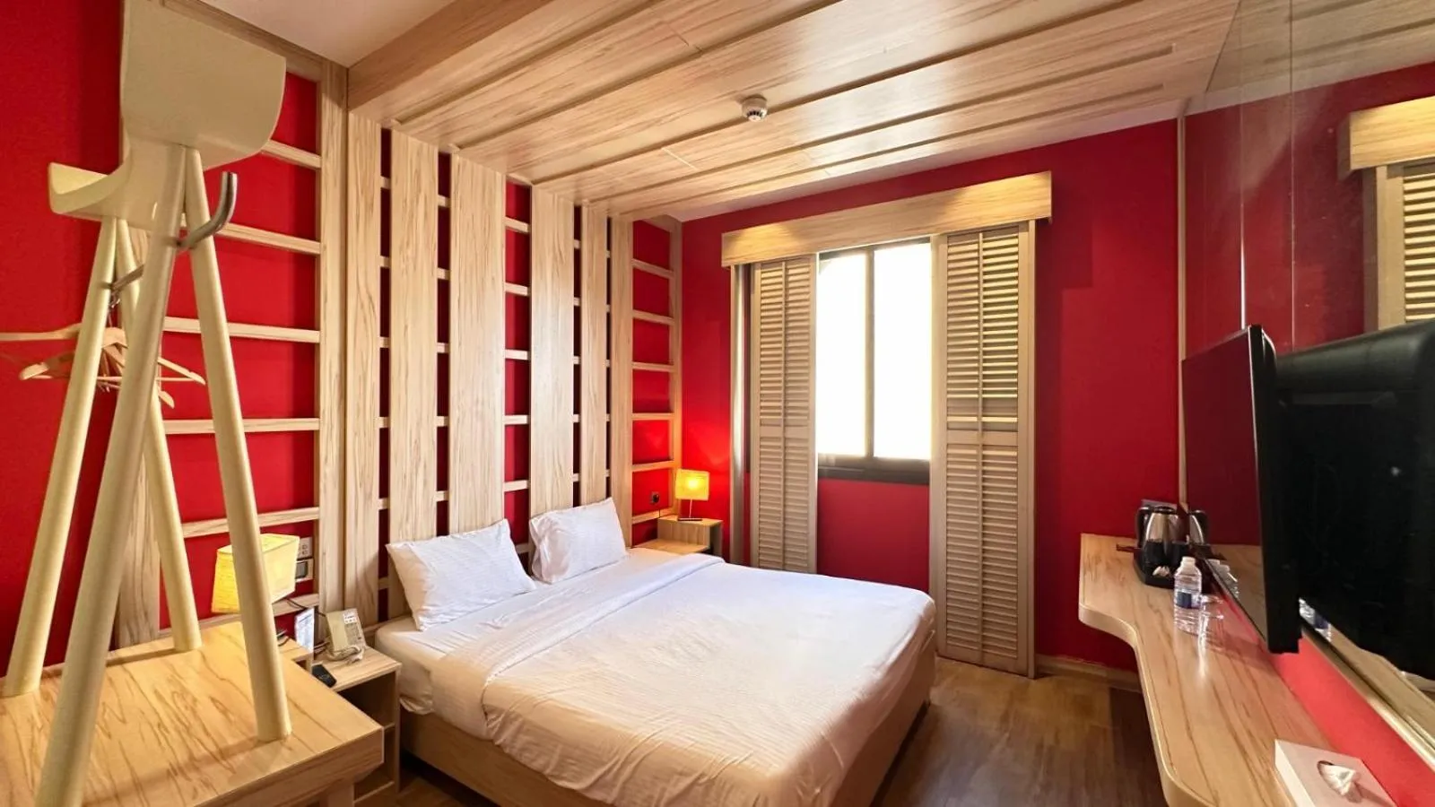 Bed in Reflections Hotel