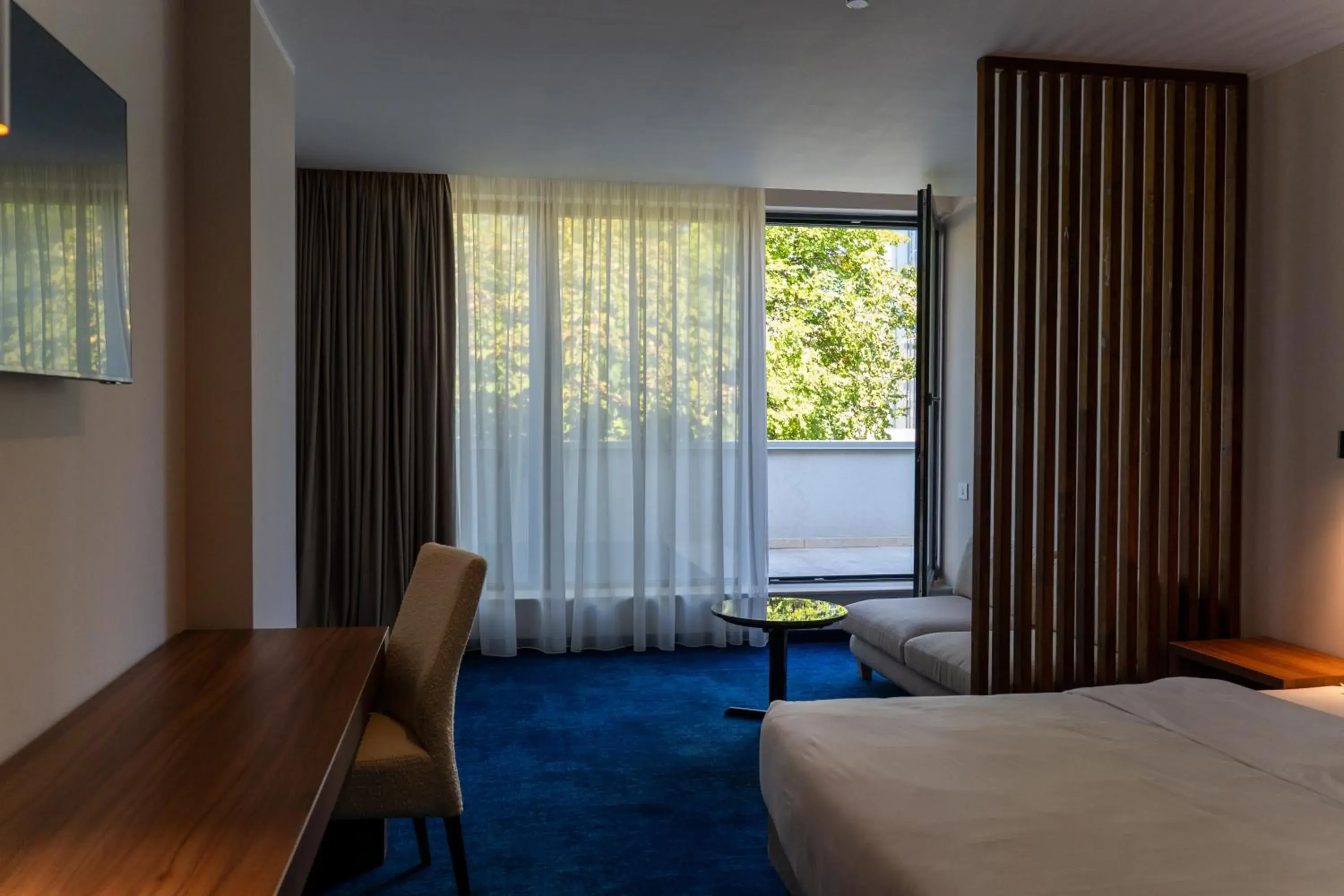 View (from property/room), Bed in Embassy Romana View (from property/room), Bed in Embassy Romana