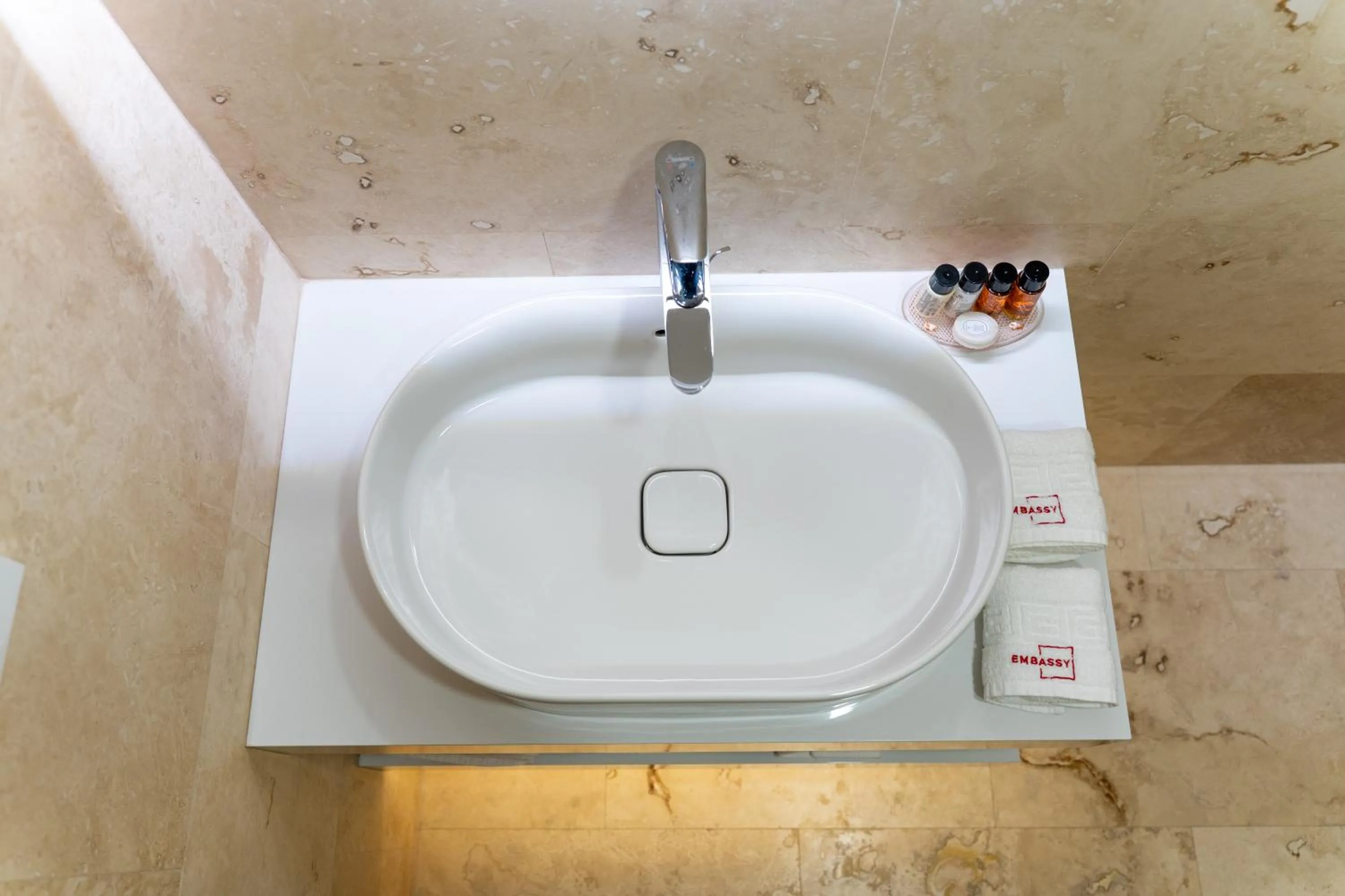 Bathroom in Embassy Romana