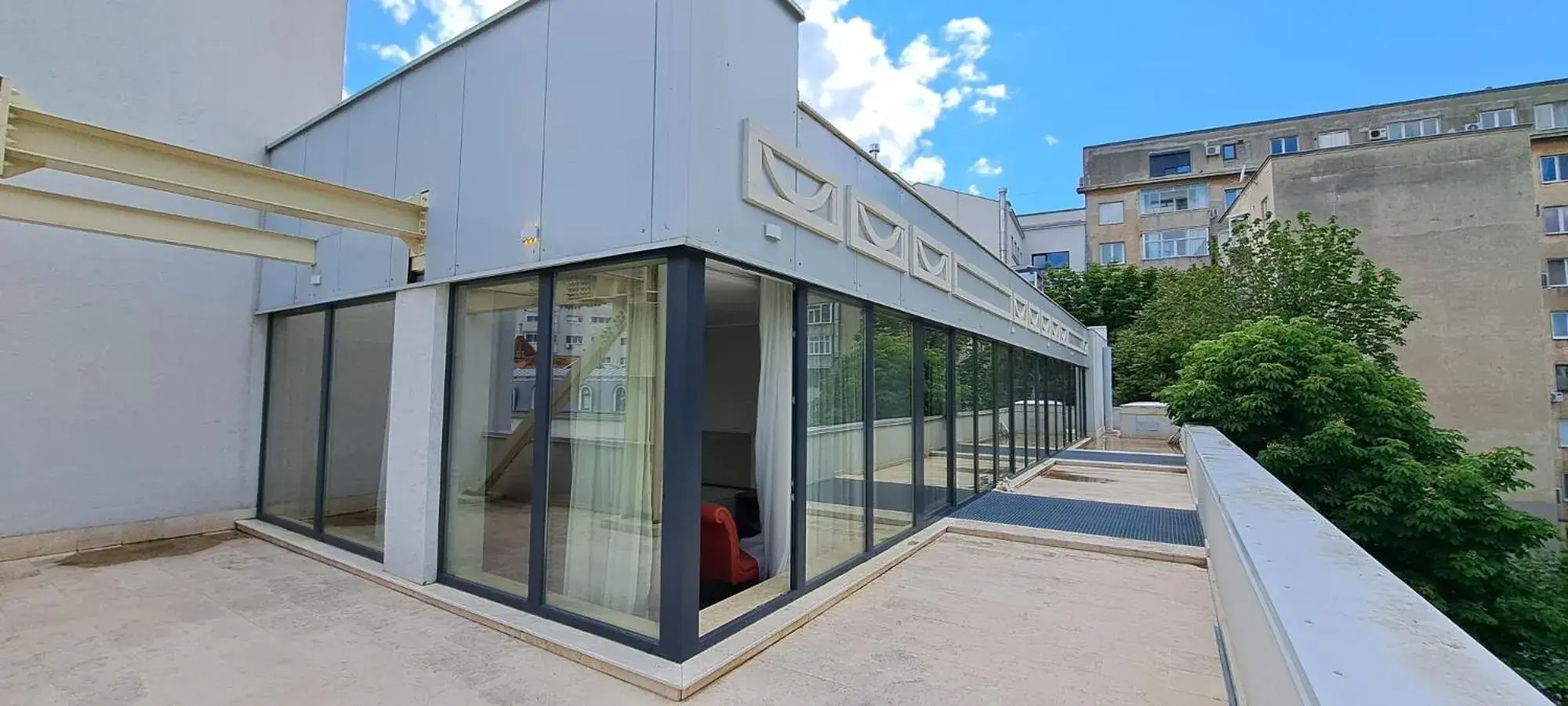 Property building in Embassy Romana Property building in Embassy Romana