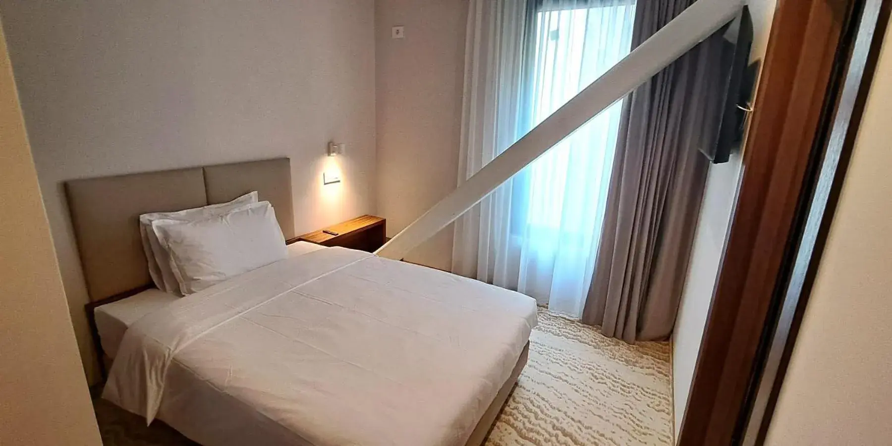 Photo of the whole room, Bed in Embassy Romana Photo of the whole room, Bed in Embassy Romana