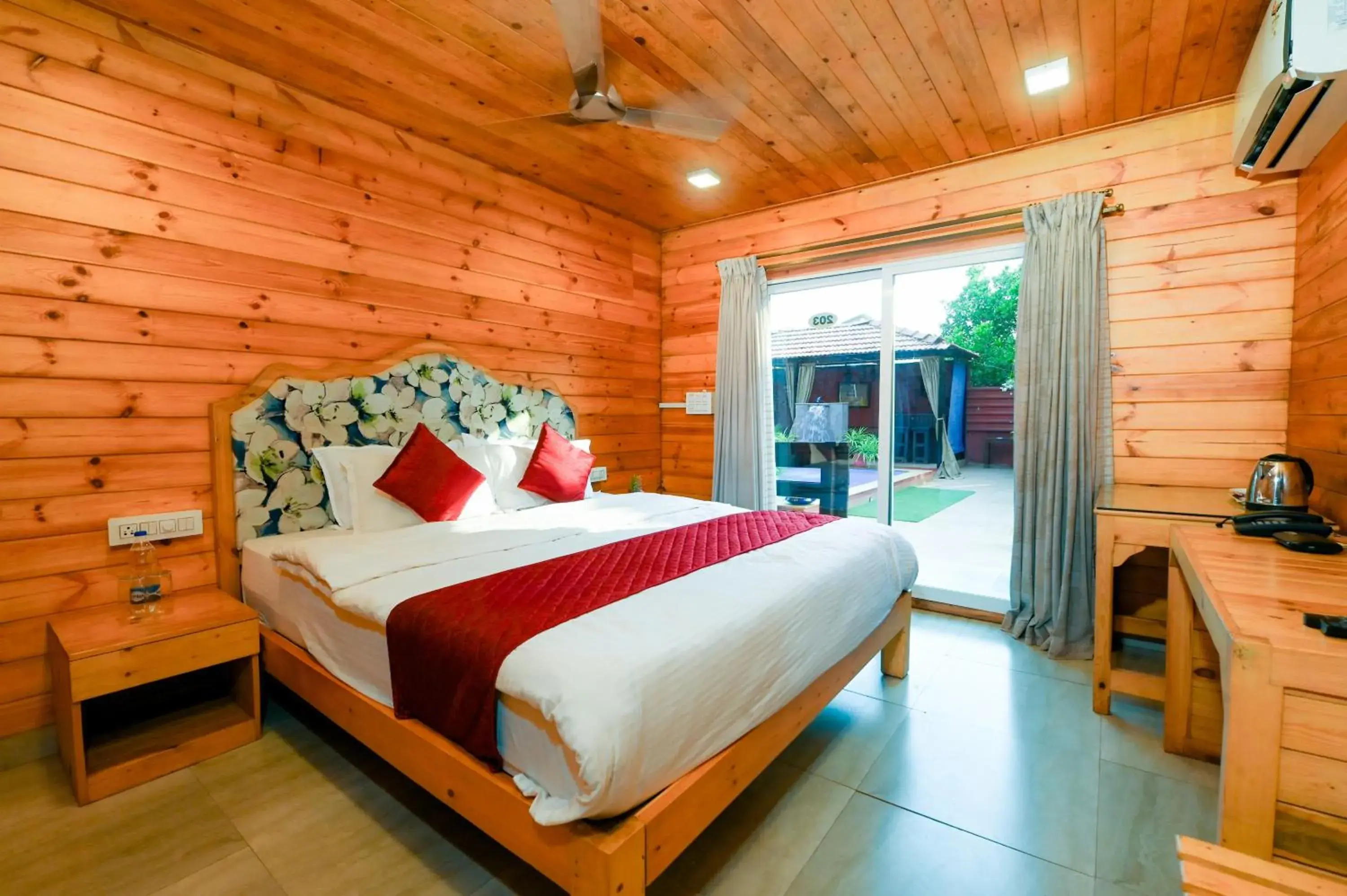 Deluxe Double Room in The Plix Resort Deluxe Double Room in The Plix Resort