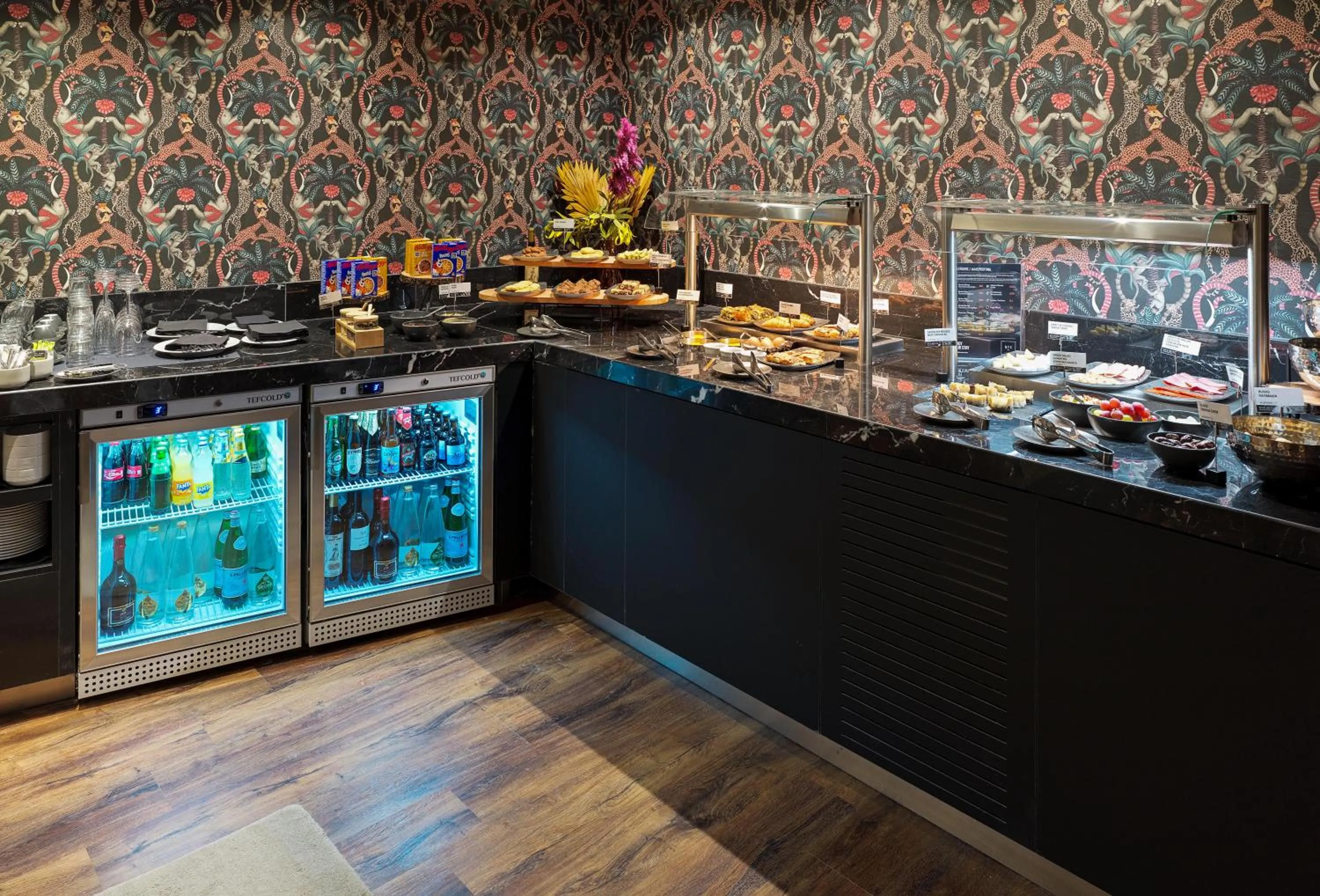 Lounge or bar in NYX Hotel Thessaloniki