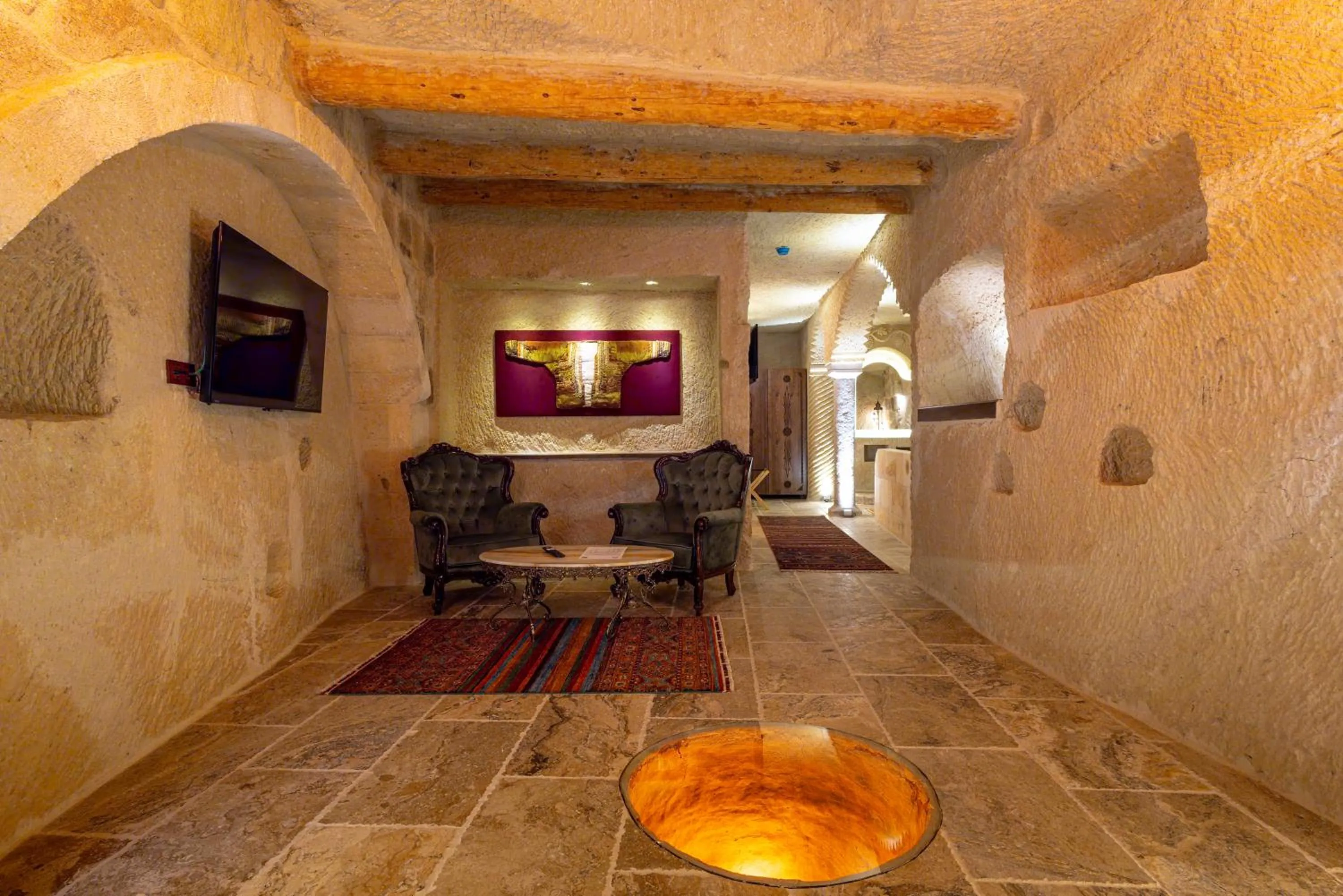 Living room in Lagoon Cave Suites
