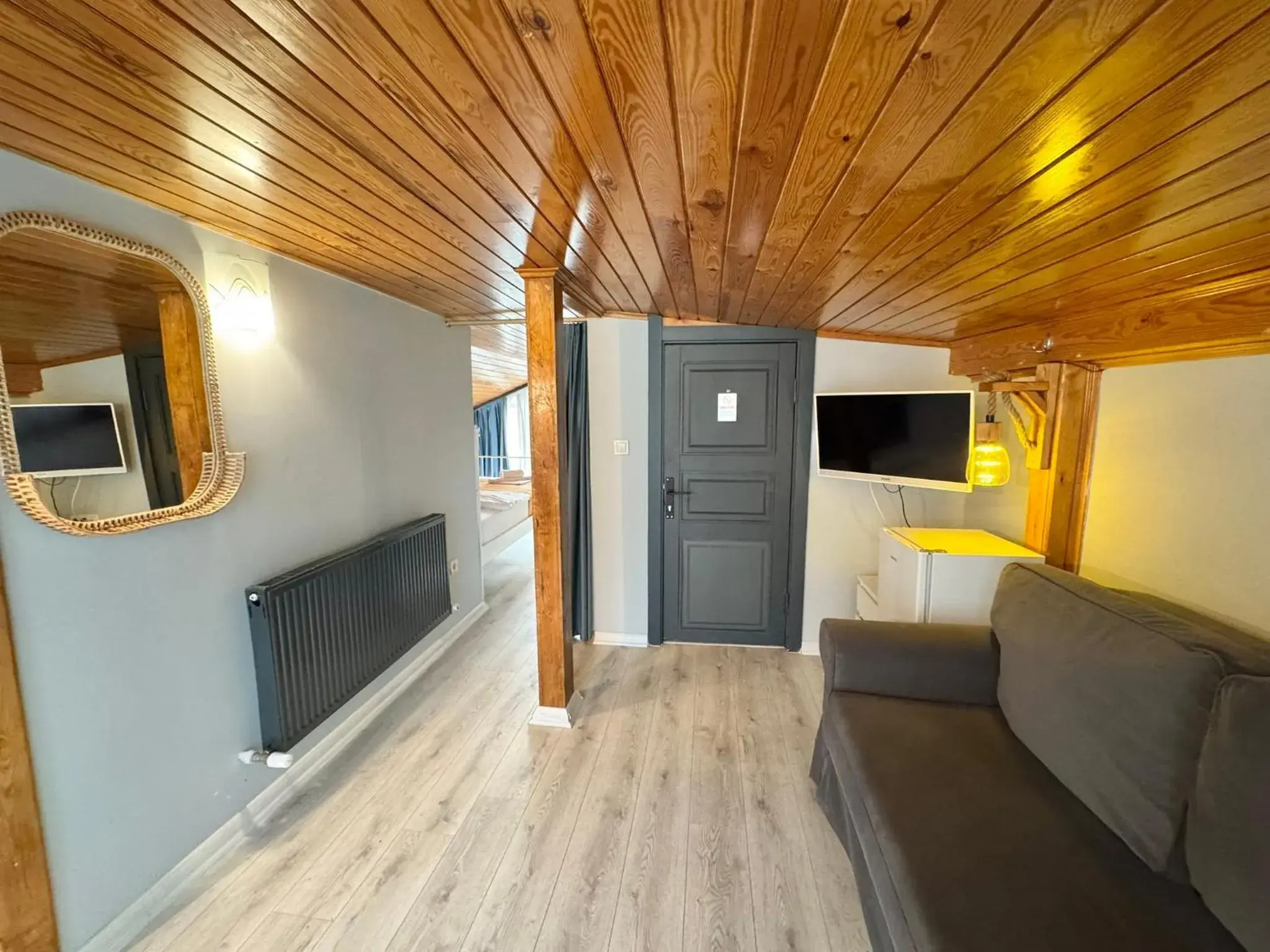 Junior Suite with Balcony in White Inn Taksim Junior Suite with Balcony in White Inn Taksim