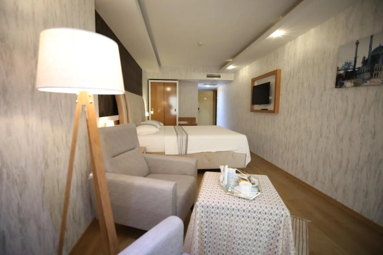 TV and multimedia in Bayazıt Hotel