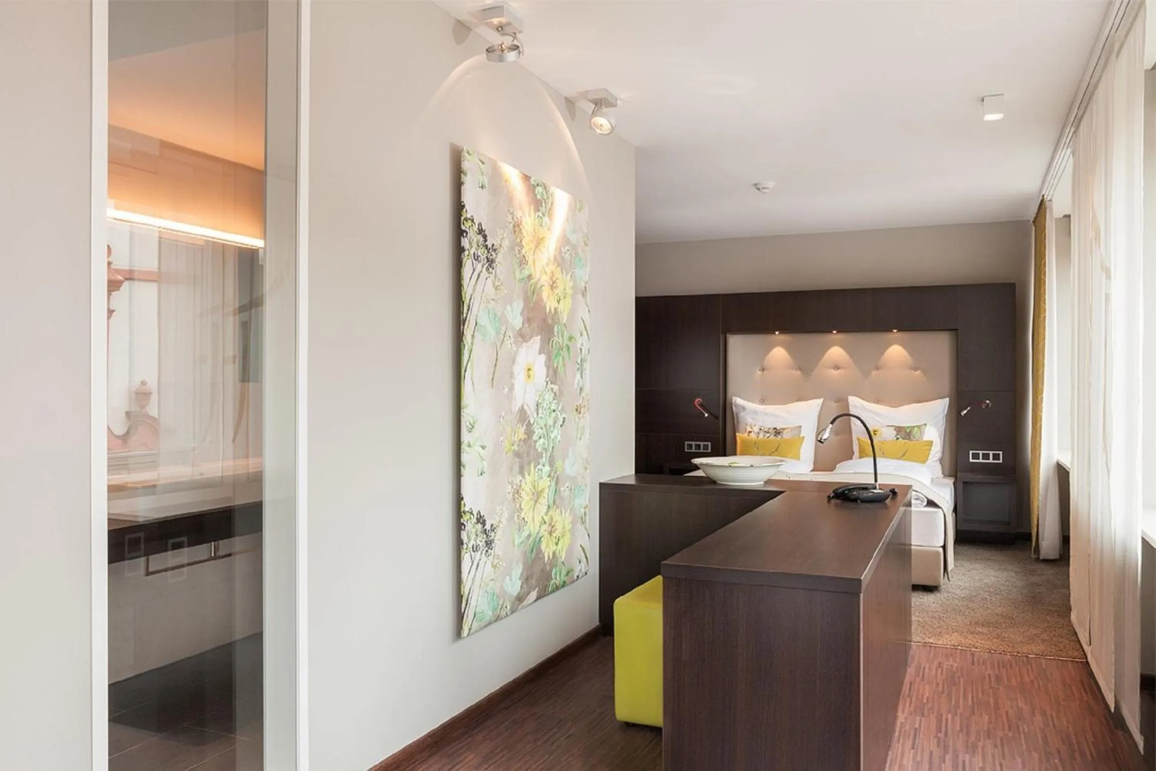 Bed in Hotel Platzhirsch