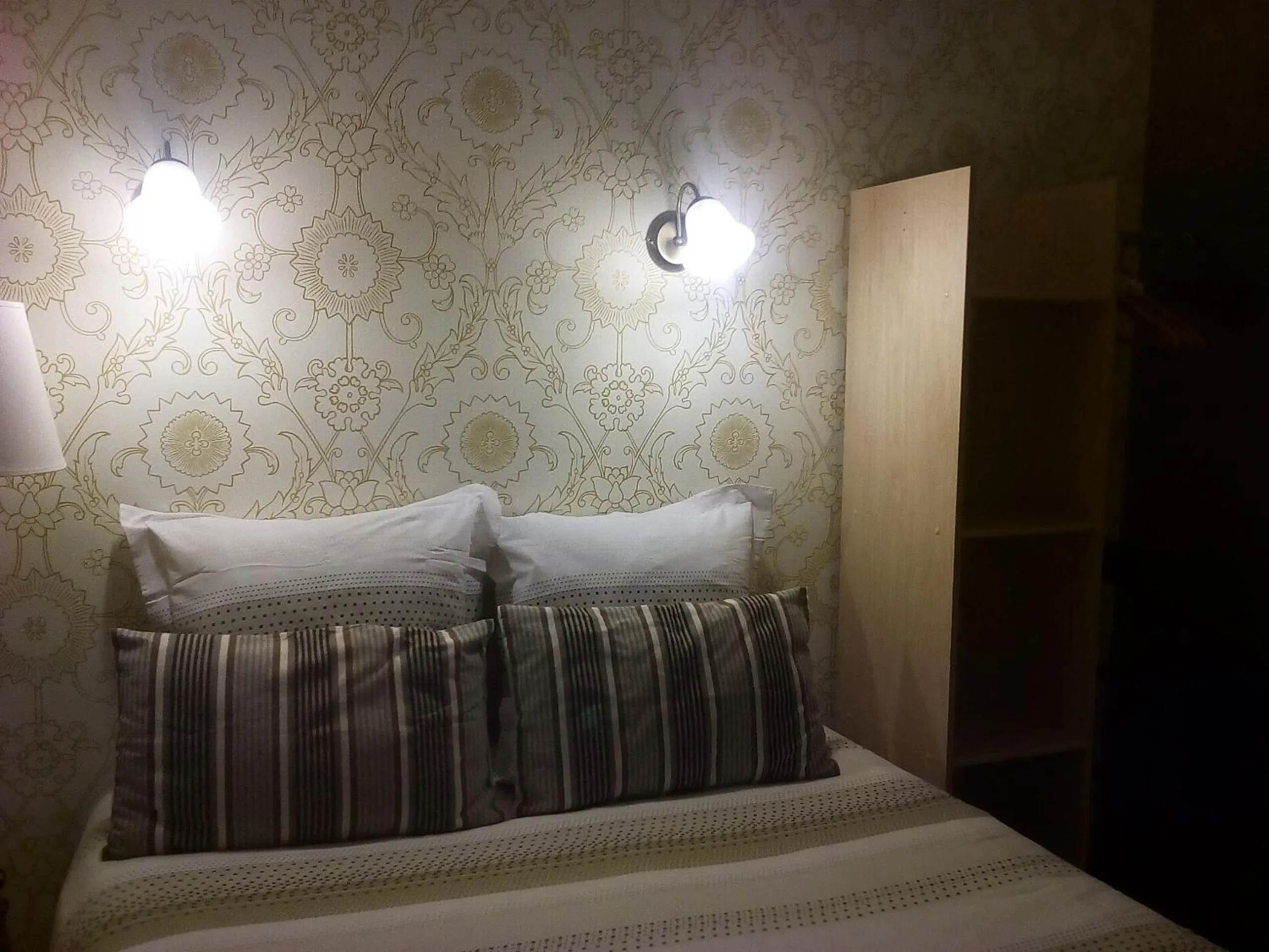 Bedroom in Hôtel Le Mélèze