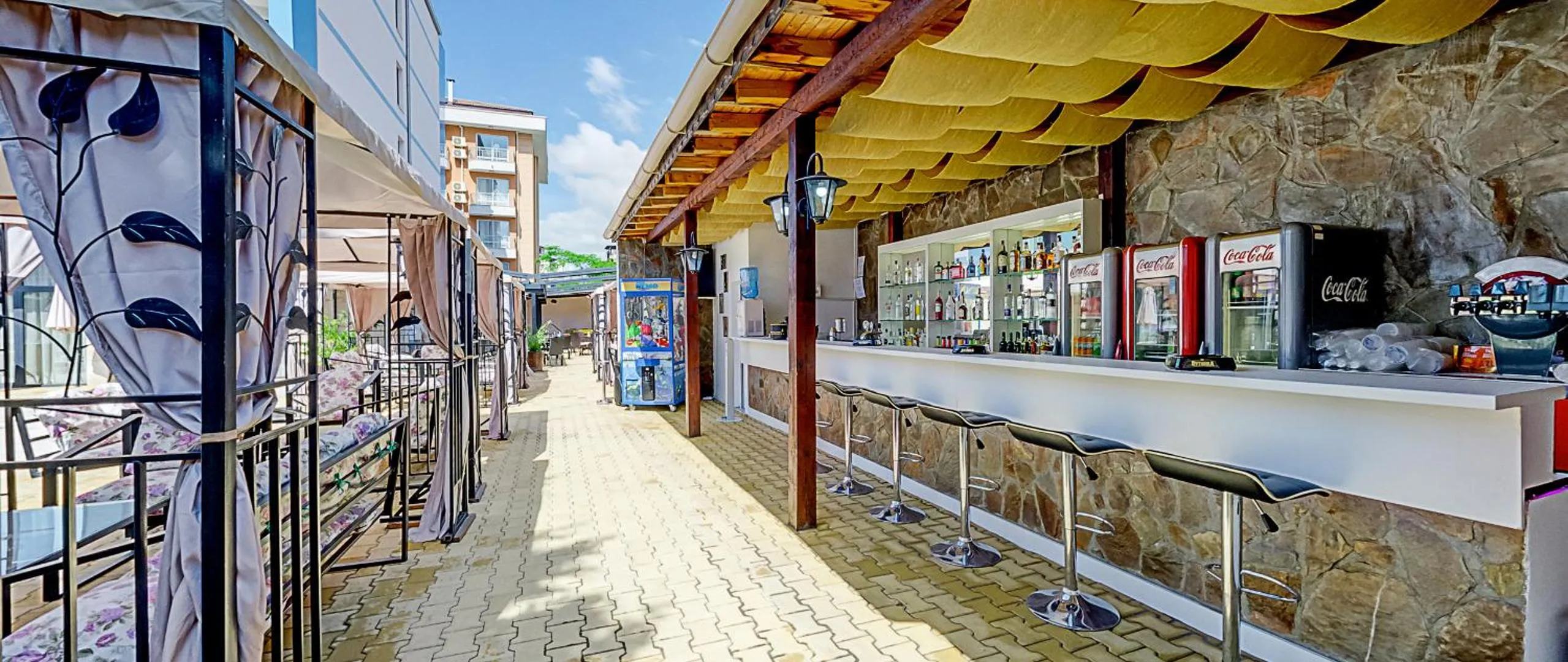 Lounge or bar in Sunny Residence complex