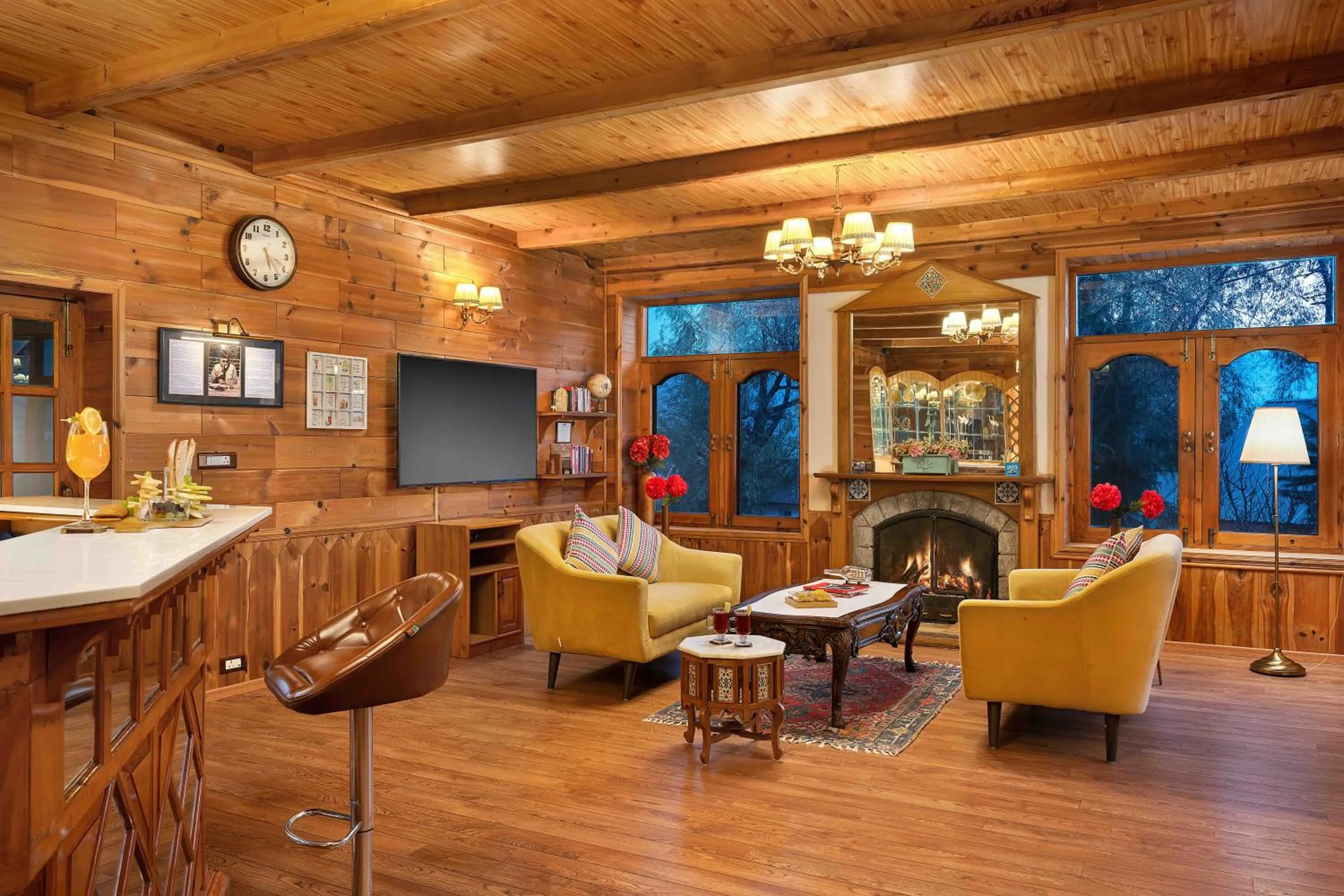 Lounge or bar in Storii By ITC Hotels Urvashis Retreat, Manali