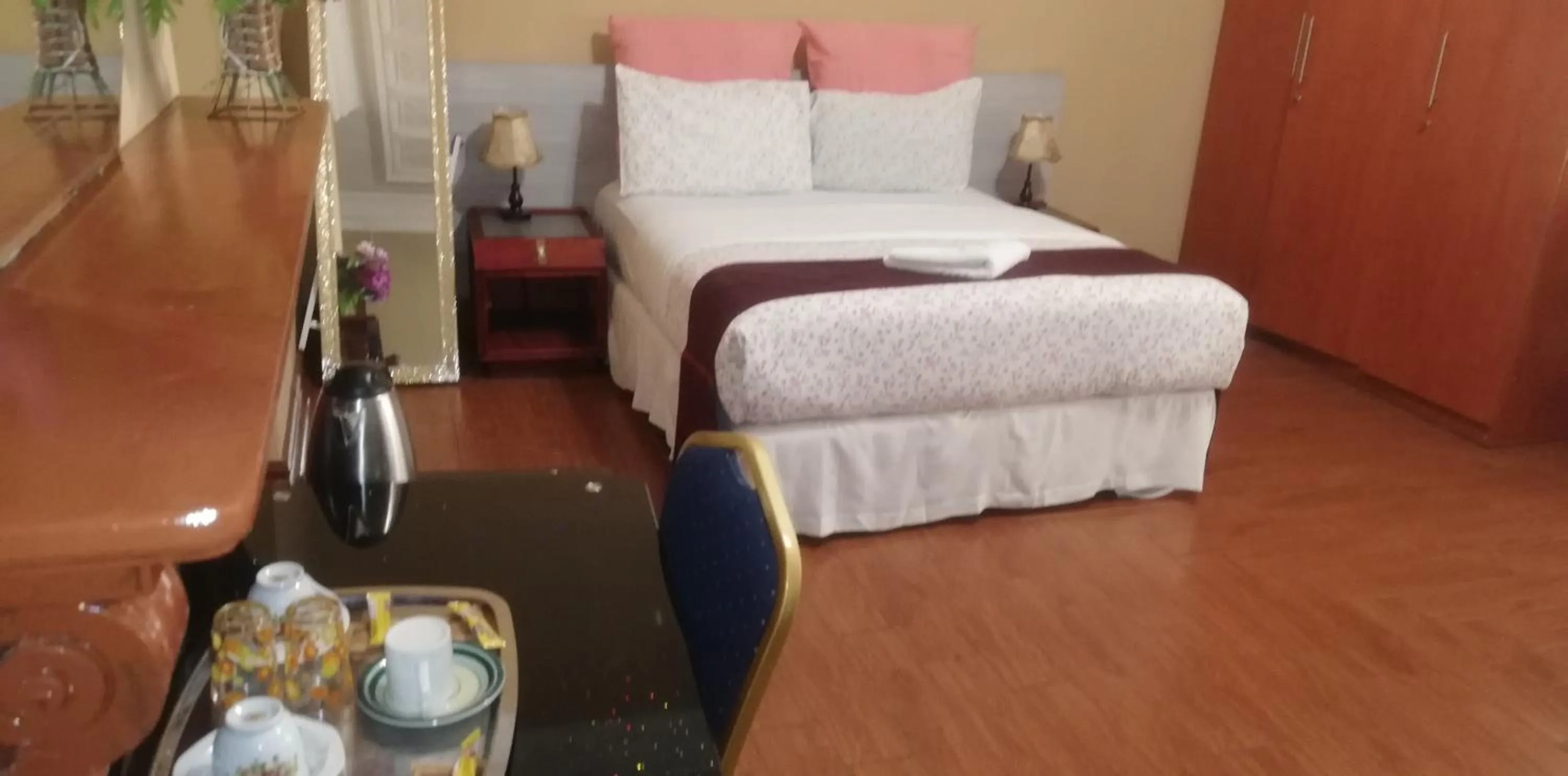 Property building, Bed in G&G Guesthouse