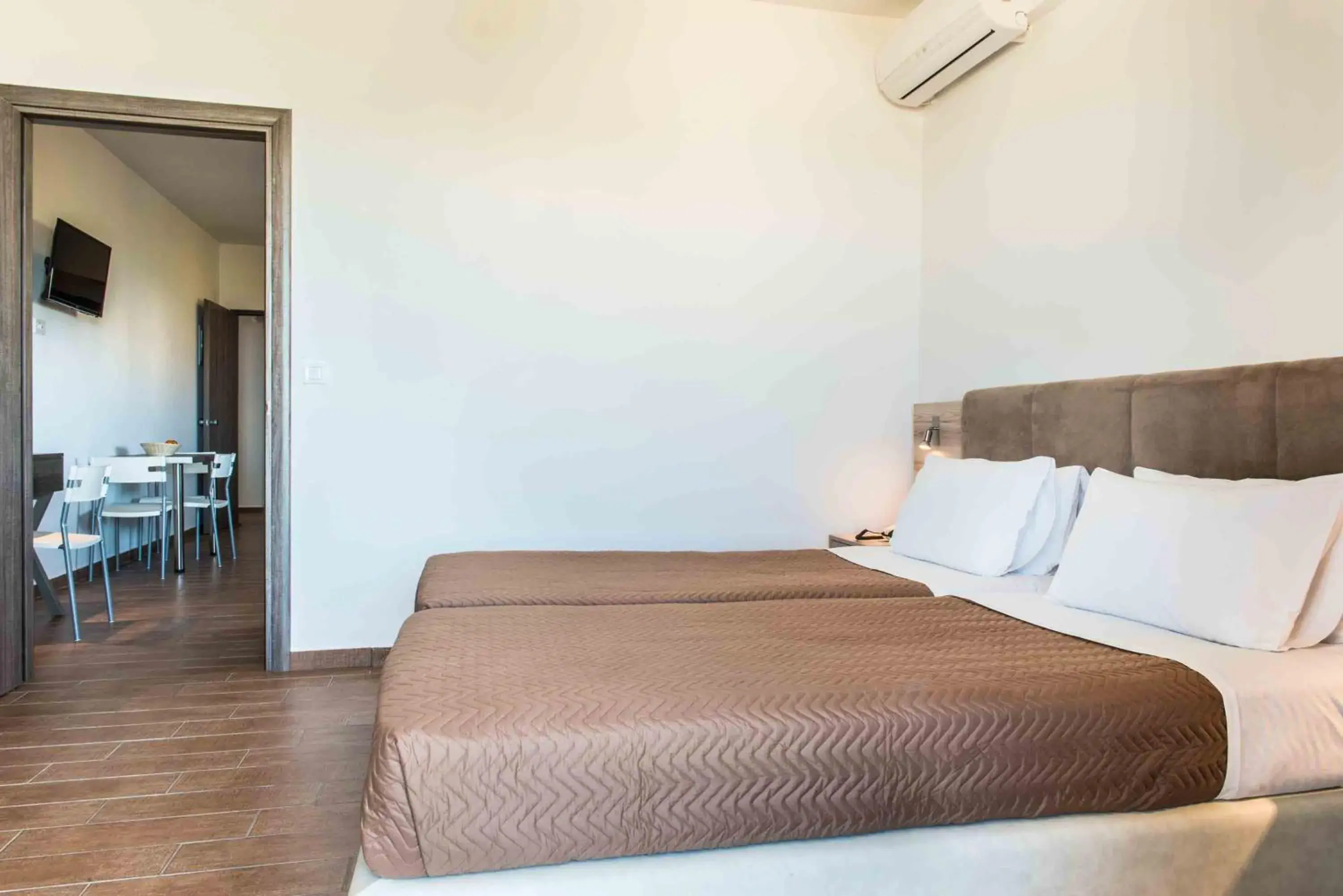 Bedroom, Bed in Gerona Mare Apartments Bedroom, Bed in Gerona Mare Apartments