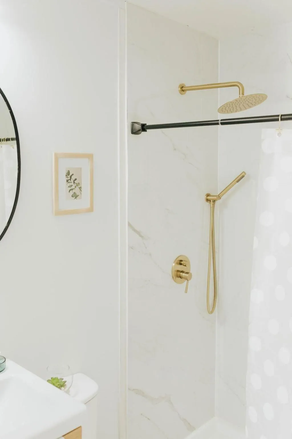 Naramata Courtyard Suites