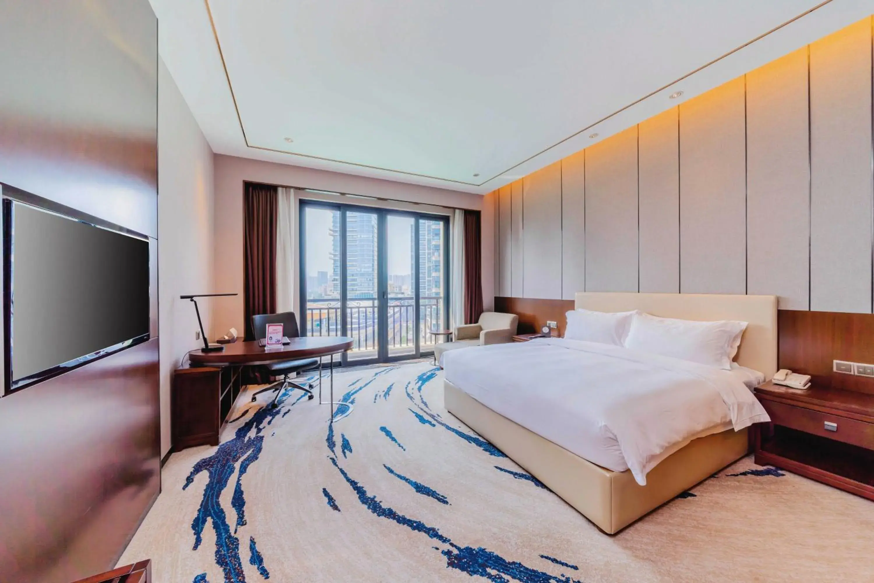 Double Room with Garden View in Ramada By Wyndham Huizhou South Double Room with Garden View in Ramada By Wyndham Huizhou South