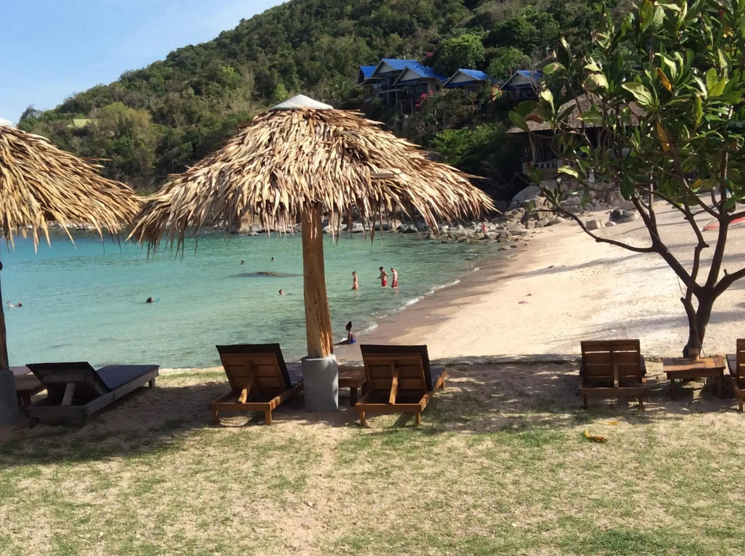 Restaurant/places to eat in Aow Leuk Grand Hill