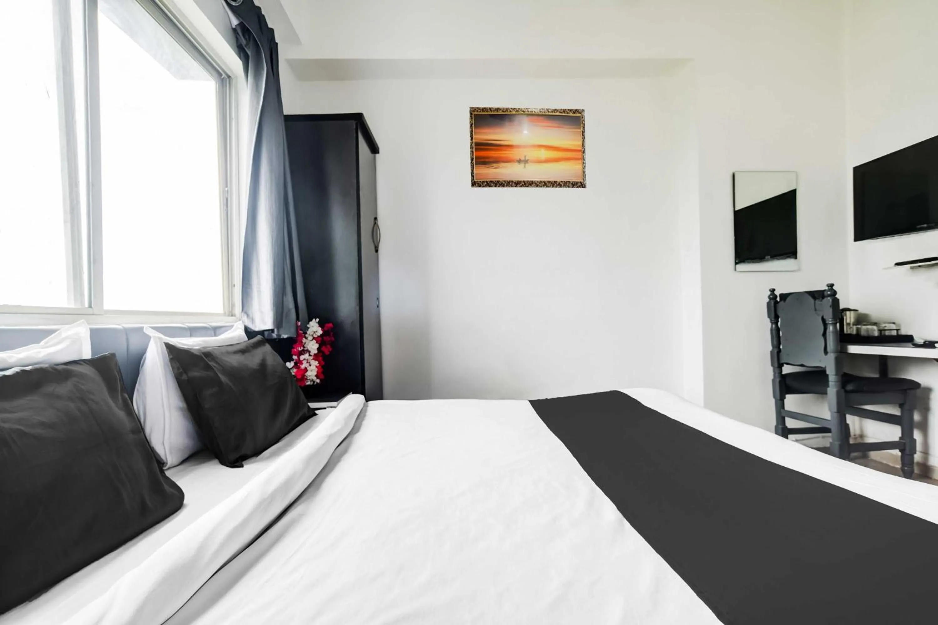 Bedroom, Bed in Collection O Indraprasth