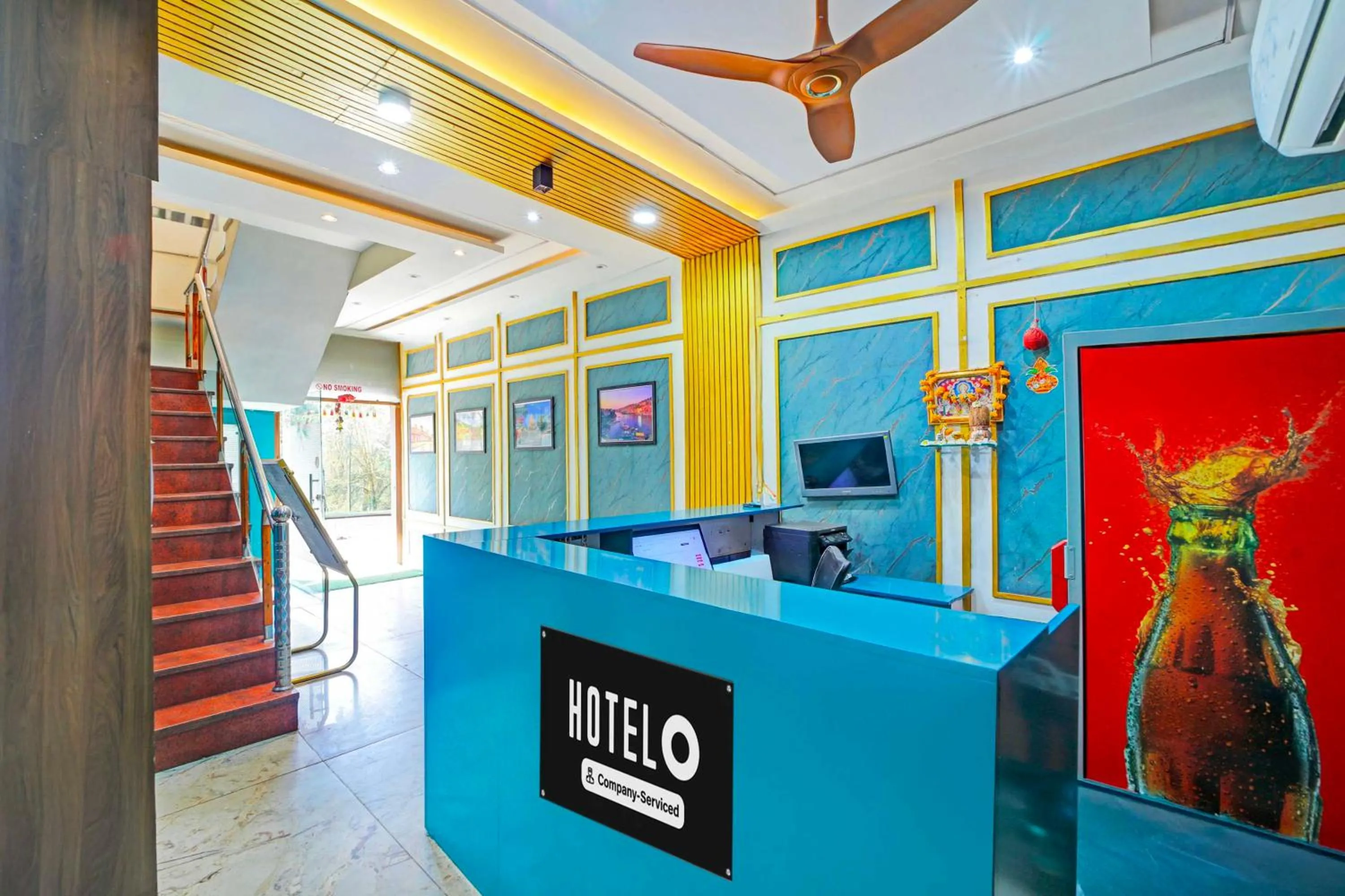 Lobby or reception in Hotel O Regional Park Indore