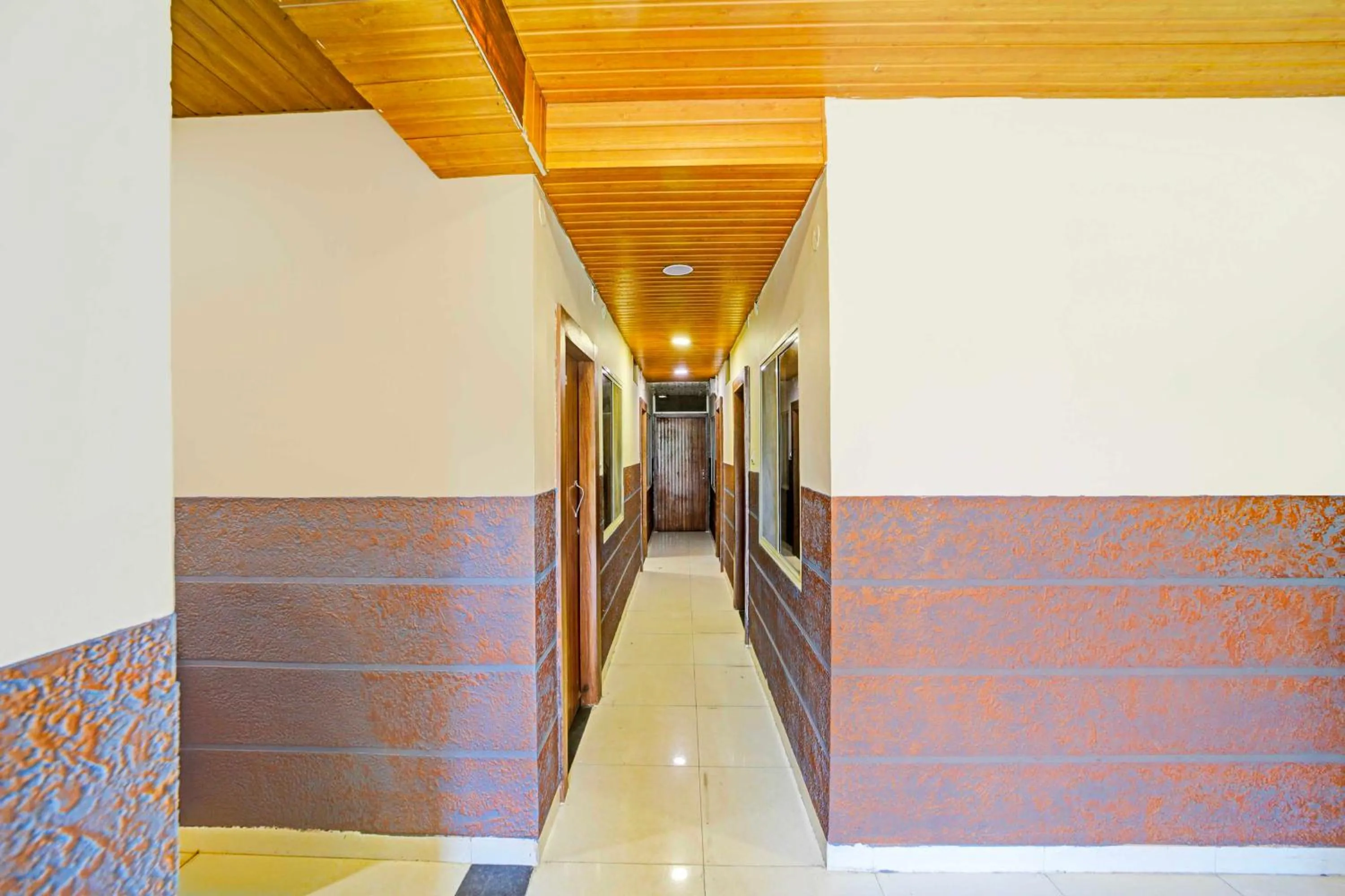 Bedroom in Hotel O Regional Park Indore