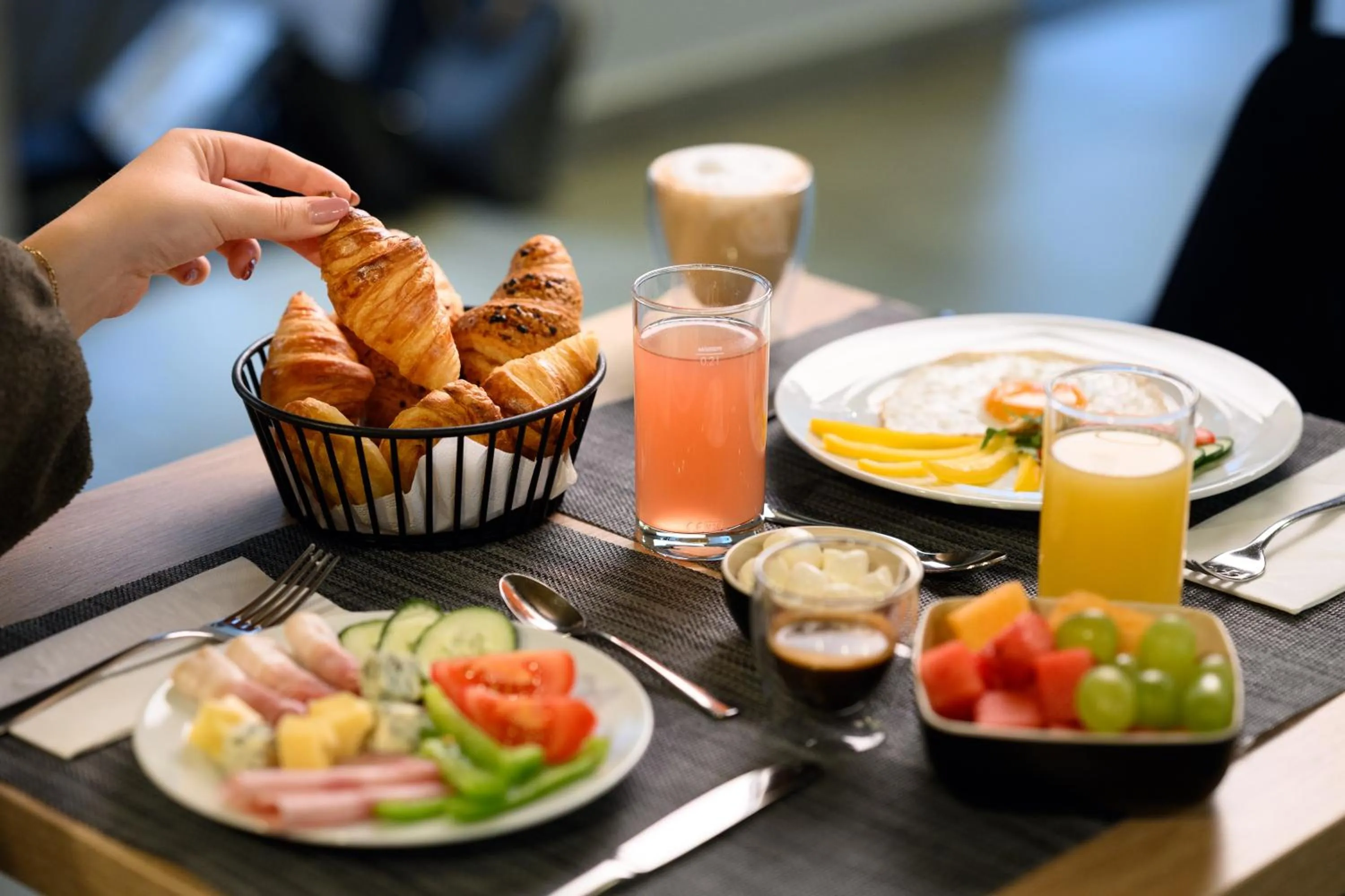 Breakfast in 12 Revay Hotel