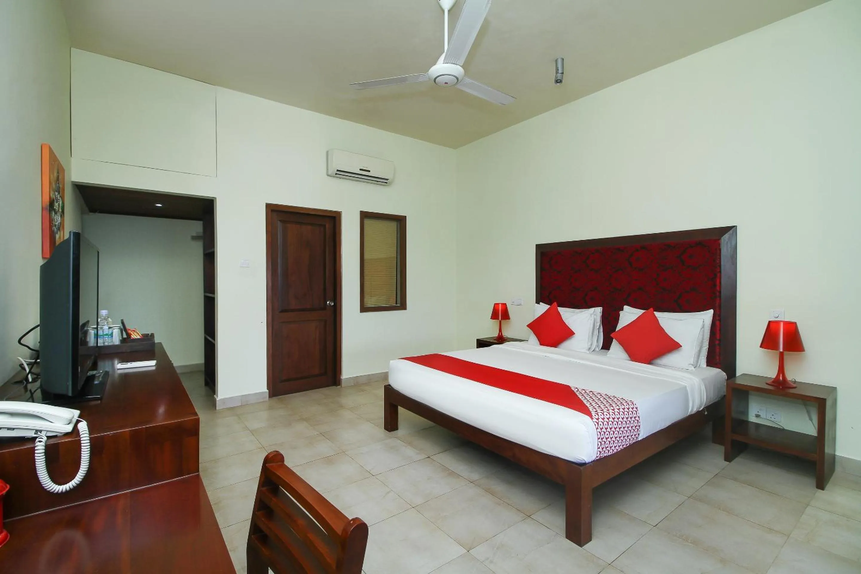 Bedroom, Bed in Maresia Beach Villa