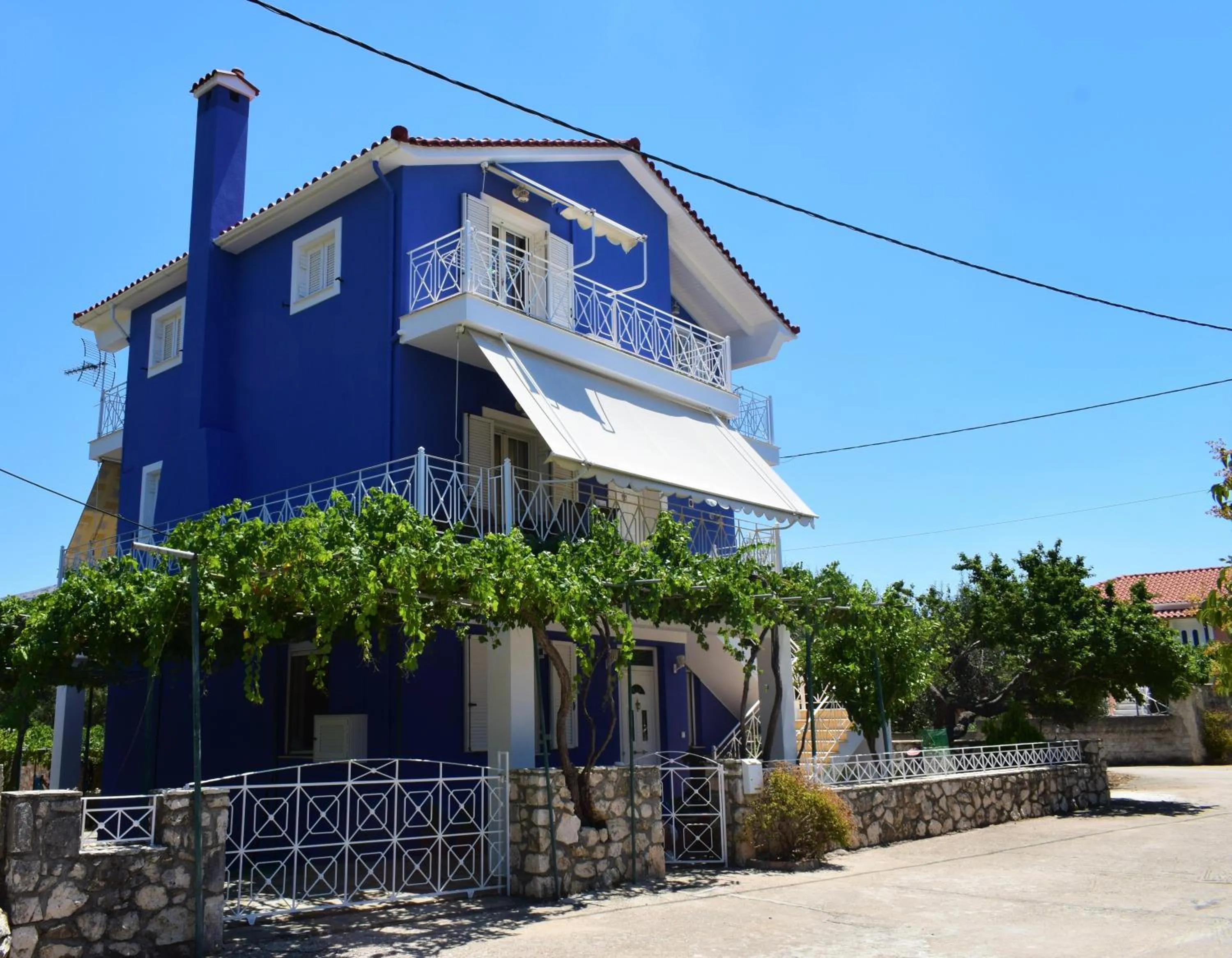 Property building in Casa de Calma