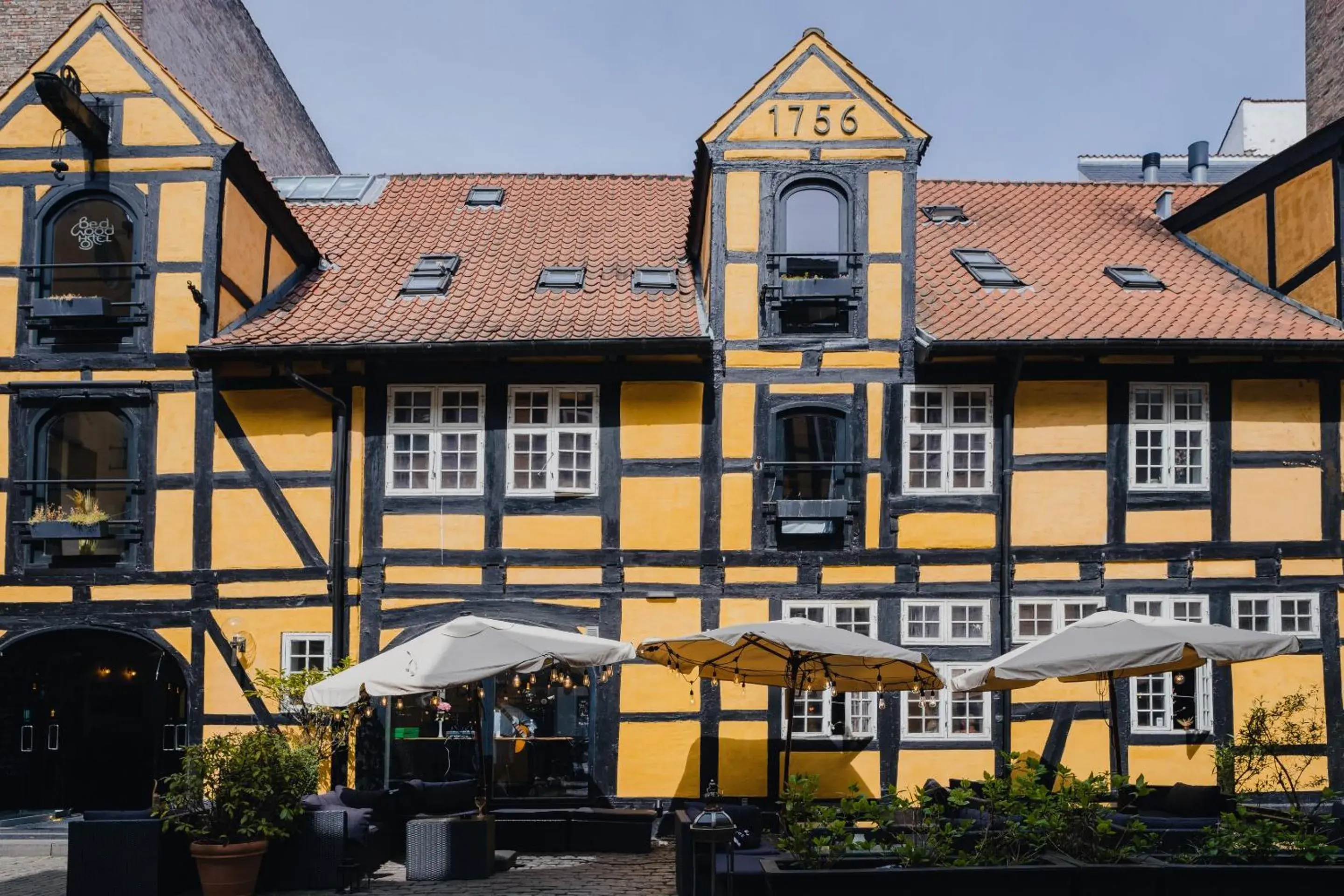 Property building in Capsule Hotel Nyhavn63 Property building in Capsule Hotel Nyhavn63