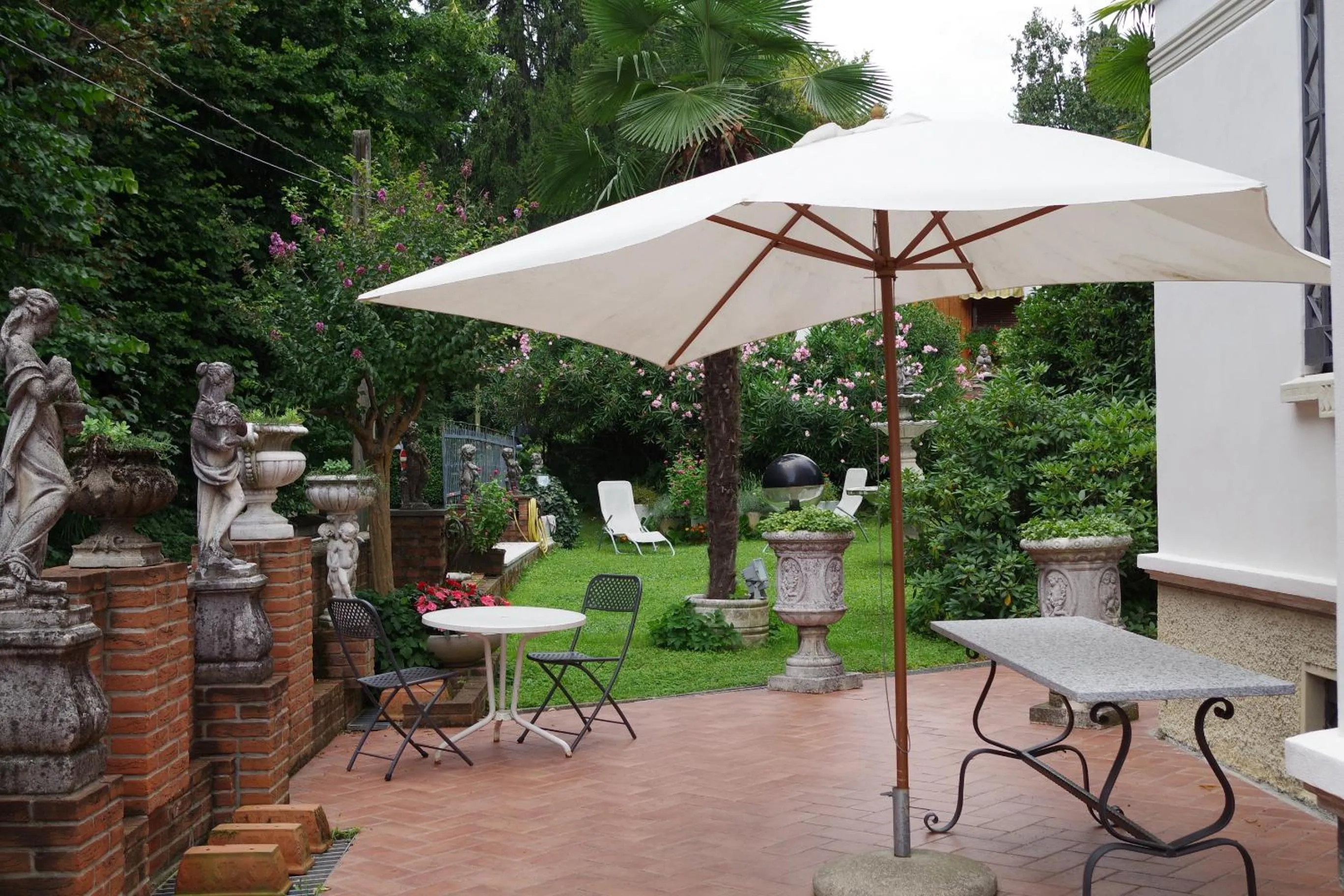 Garden in Villa Puccini