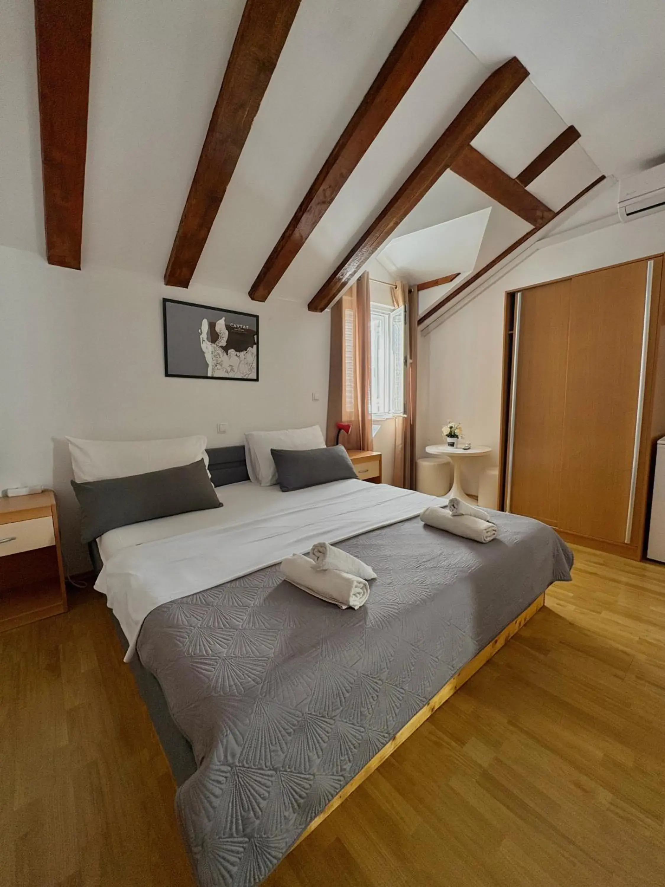 Small Double Room in Apartment Boras Lux Small Double Room in Apartment Boras Lux