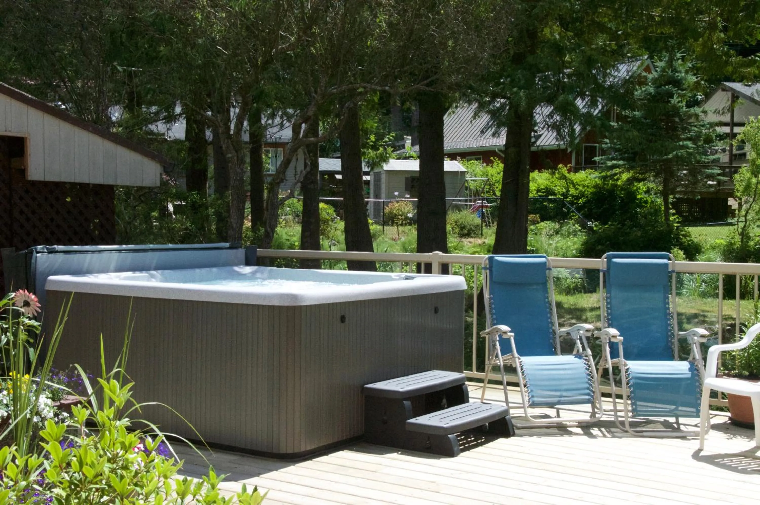 Garden in Enchanter Ocean View Suites