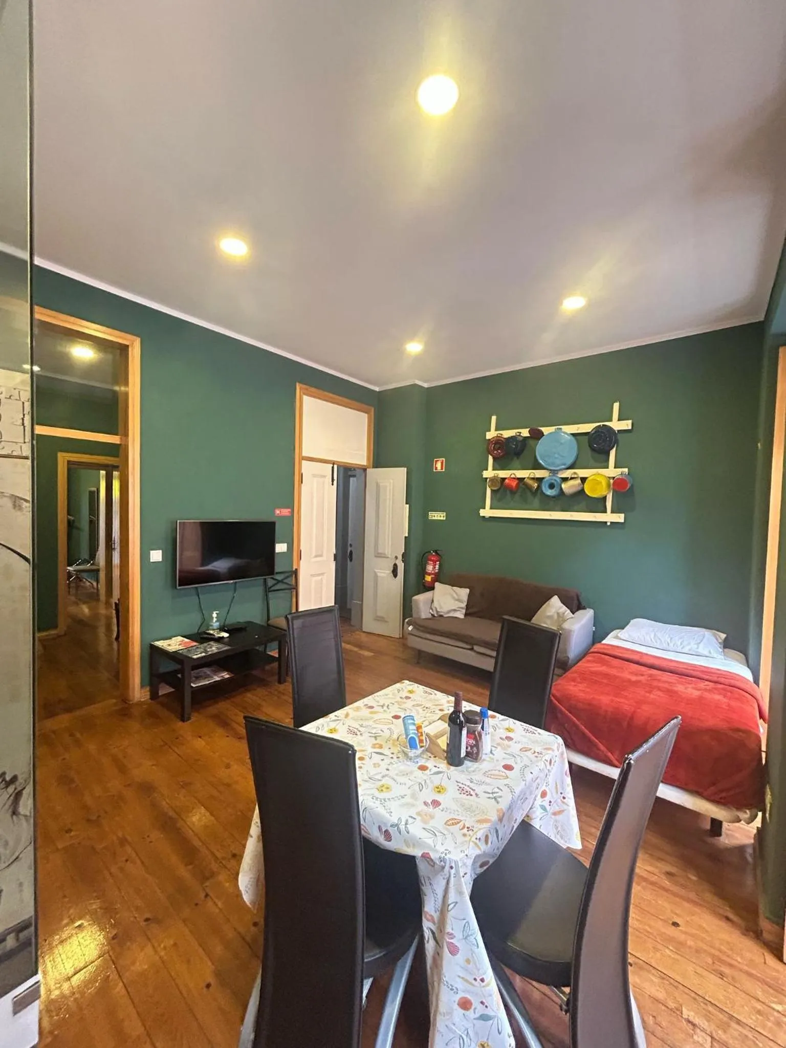 Bed in Sao Jorge Apartments & Suites