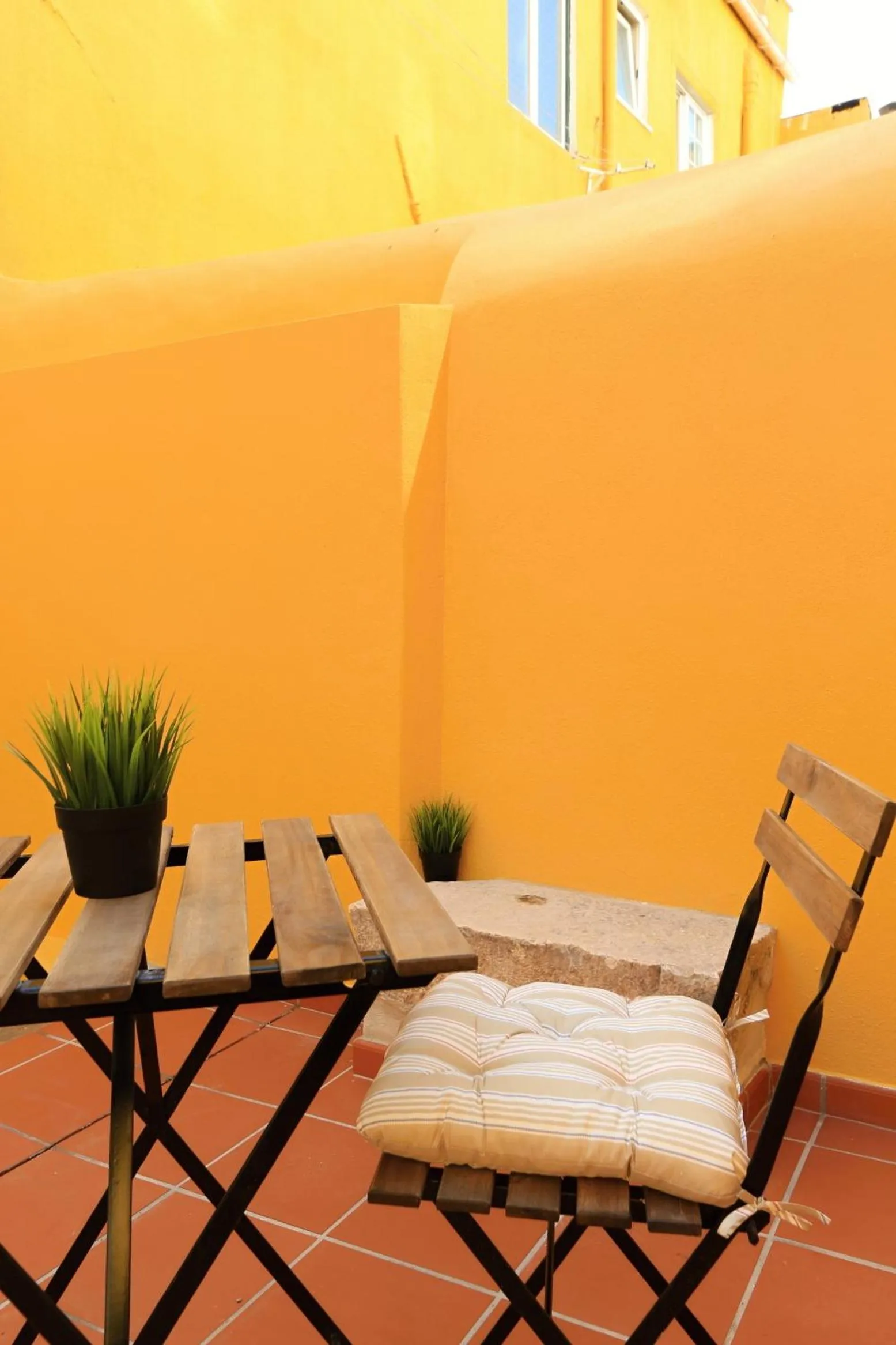 Patio in Sao Jorge Apartments & Suites