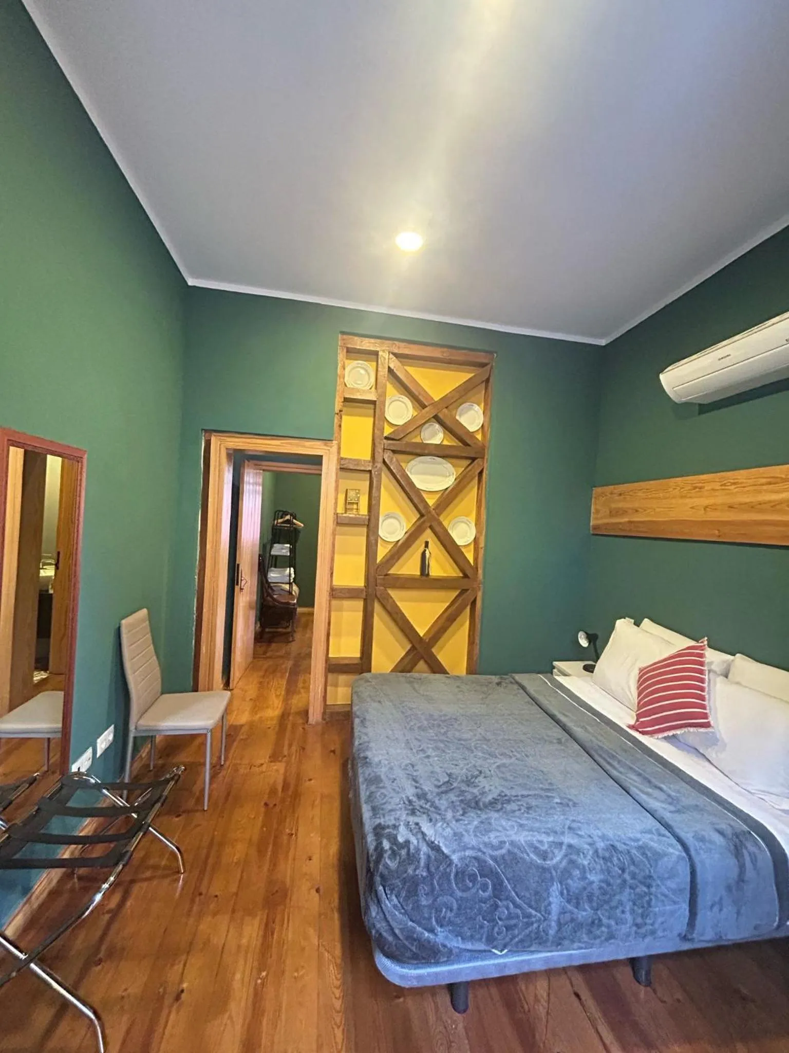 Bedroom, Bed in Sao Jorge Apartments & Suites