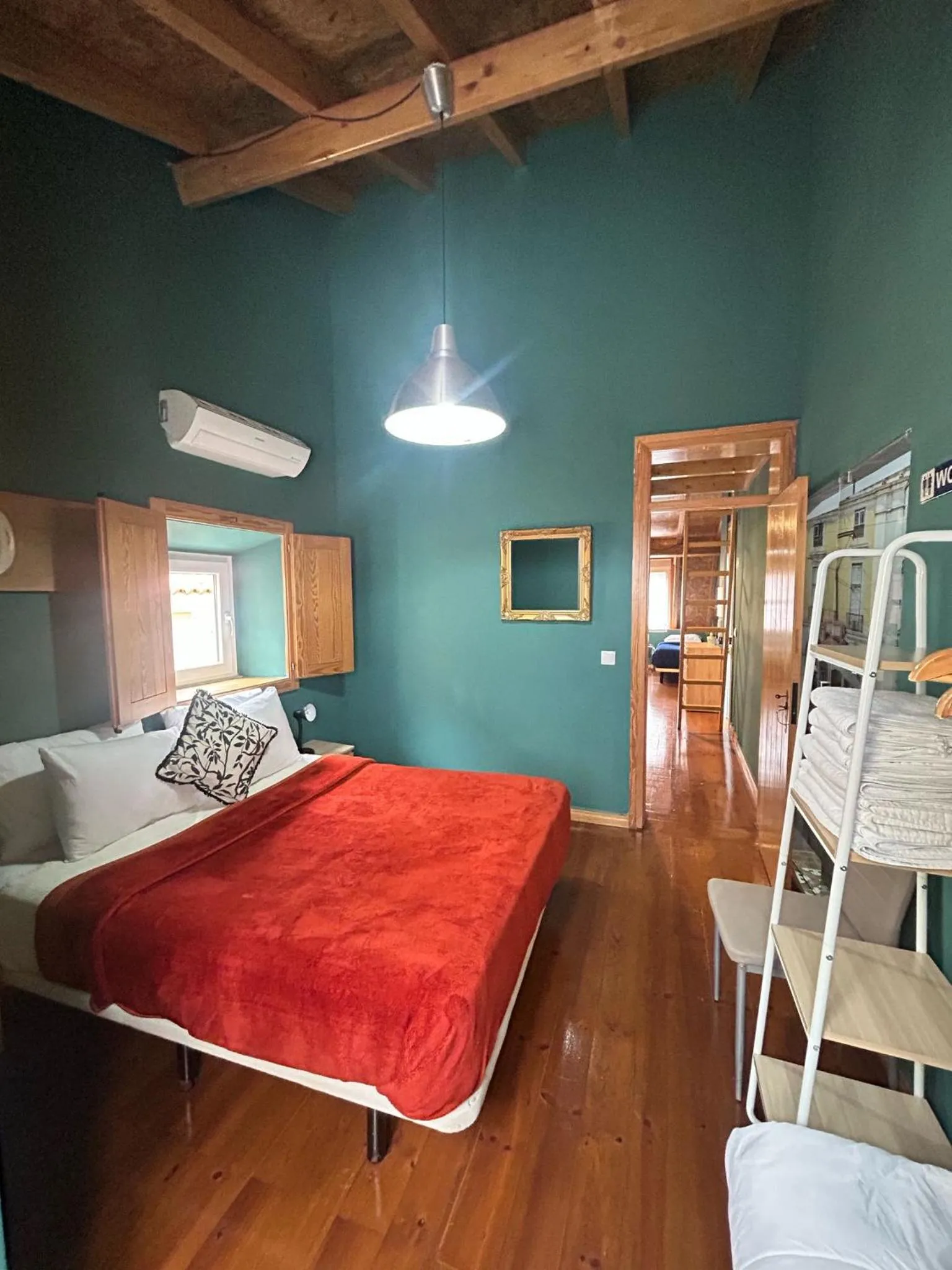 Bedroom, Bed in Sao Jorge Apartments & Suites