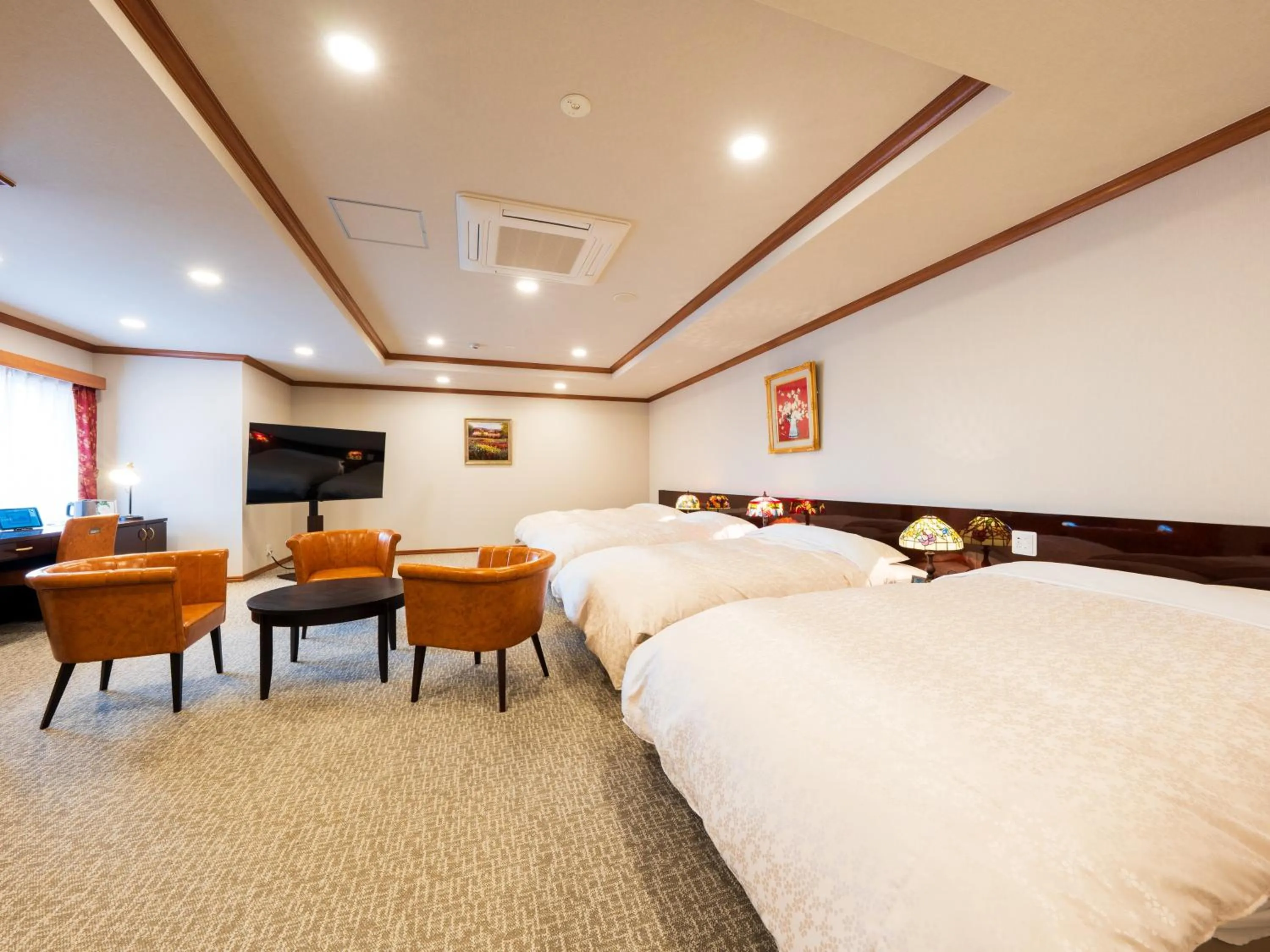 Photo of the whole room, Bed in BeppuOnsen Hotel Sansenkaku