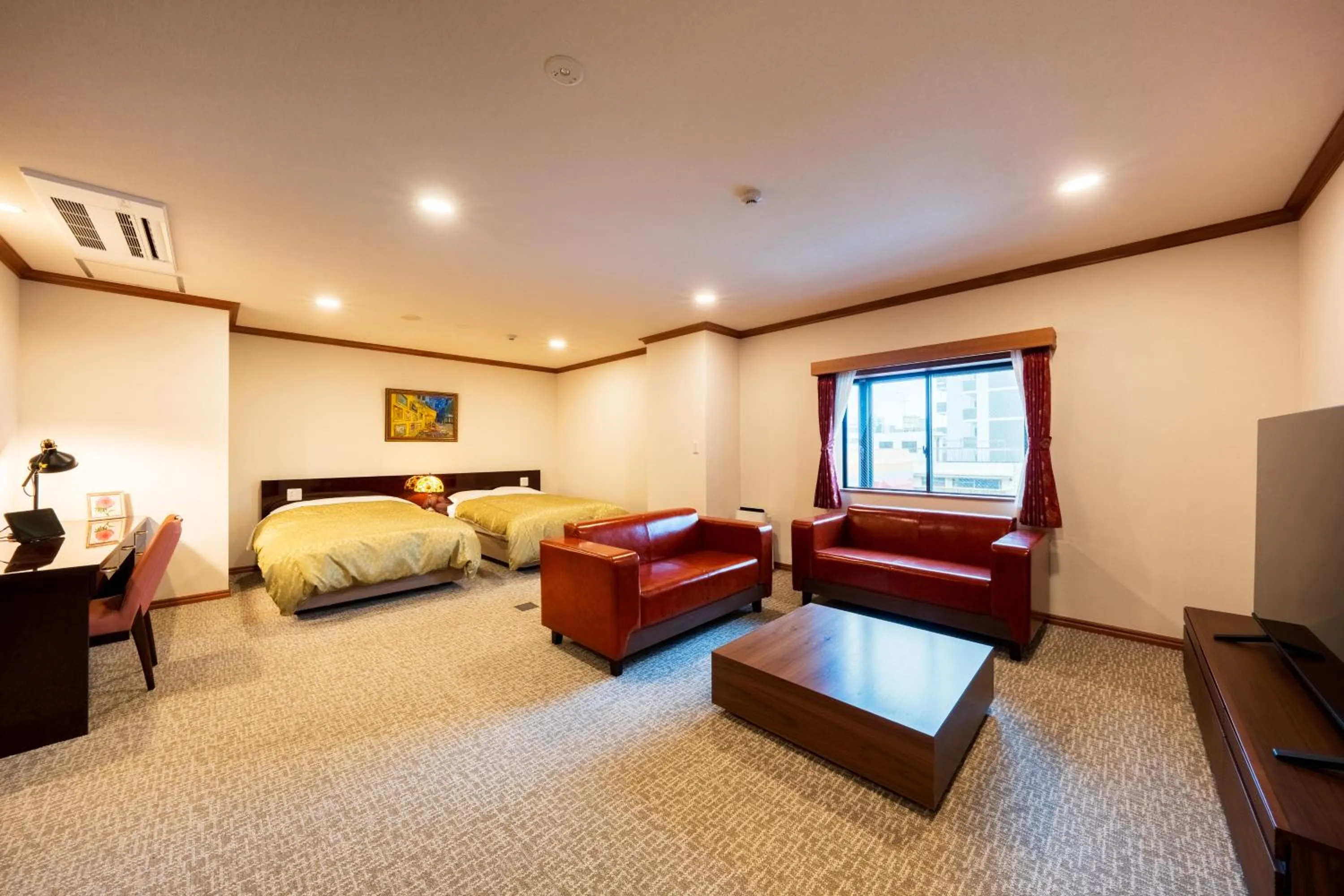 Photo of the whole room, Bed in BeppuOnsen Hotel Sansenkaku