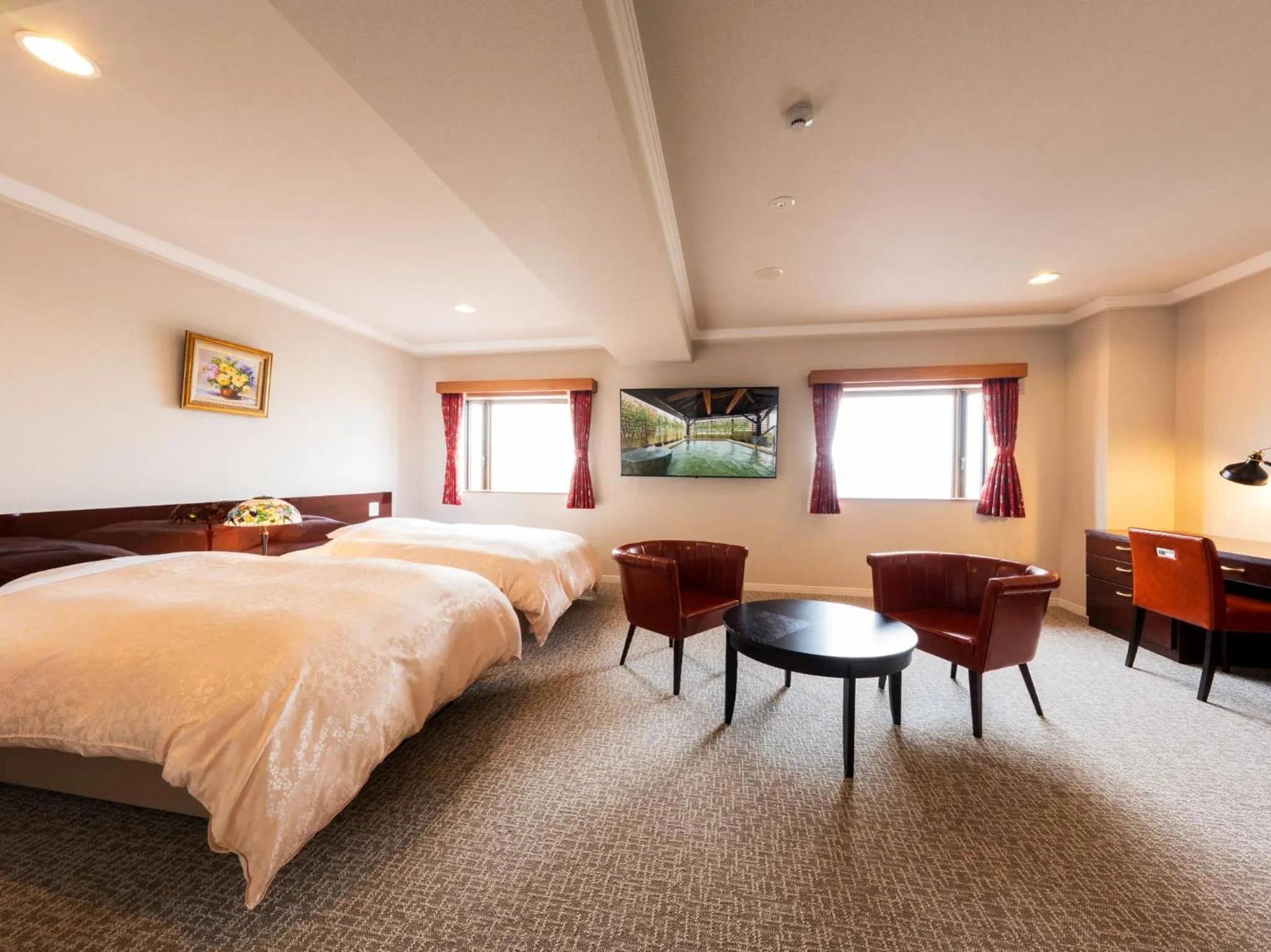 Photo of the whole room, Bed in BeppuOnsen Hotel Sansenkaku